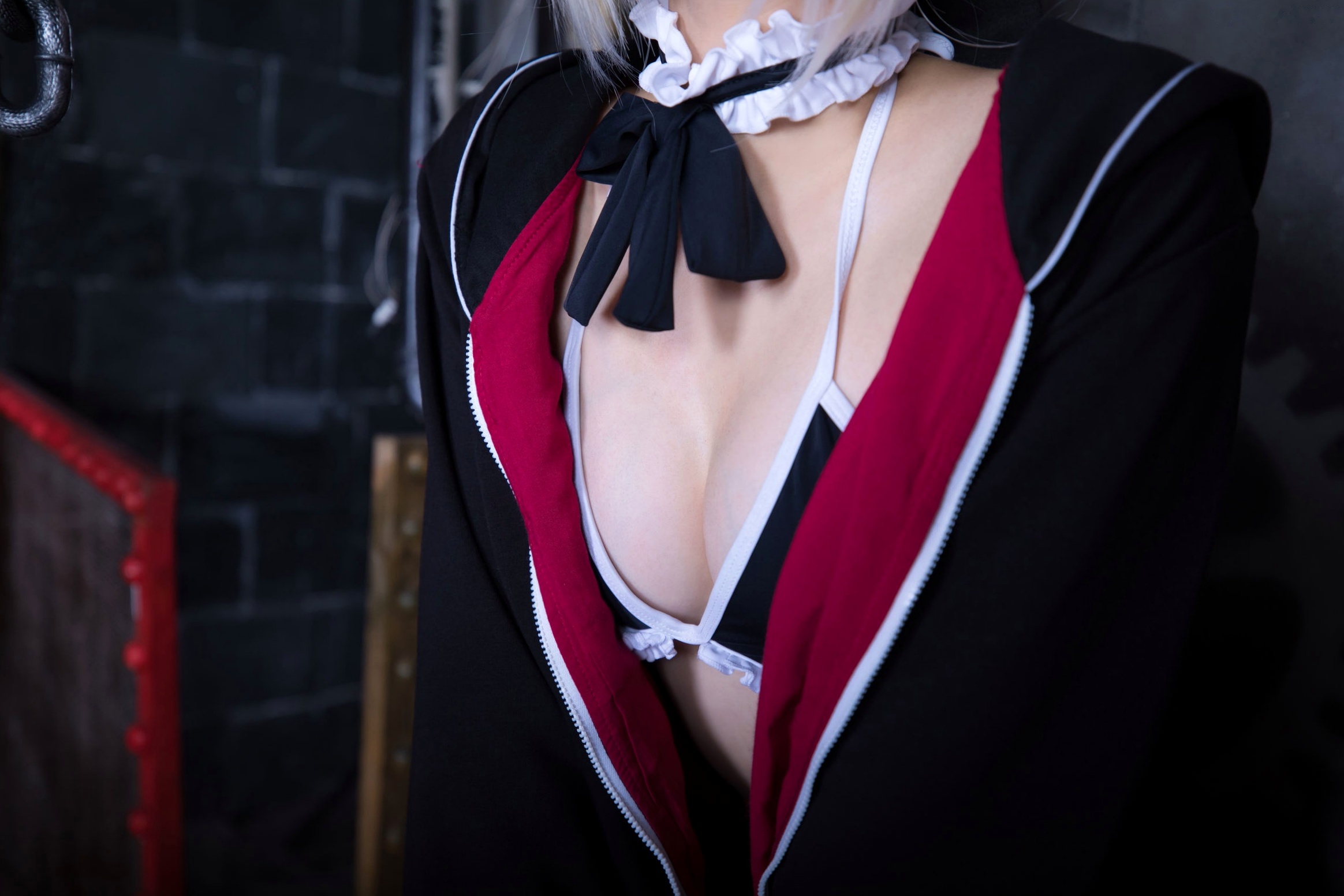 Gallery - 神楽坂真冬-008-绝对服从：高还原度FGO动漫COSPLAY写真，冷艳战斗装与极致身材完美融合，硬核魅惑角色扮演性感诱惑极品 女神私房照_秀色女神 - image 7