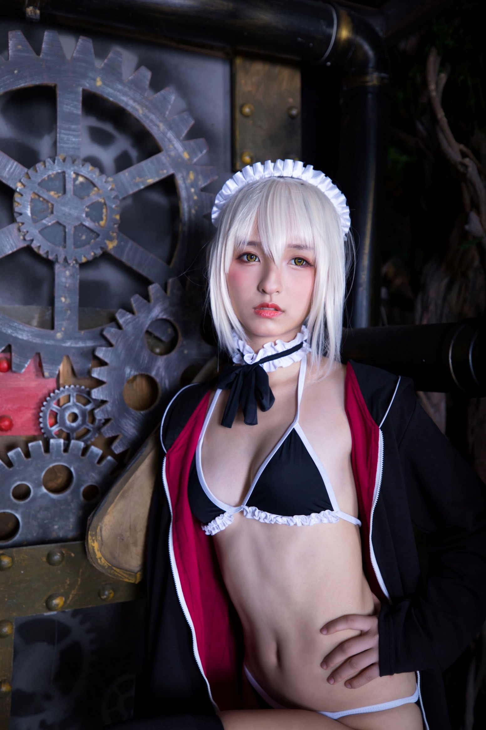 Gallery - 神楽坂真冬-008-绝对服从：高还原度FGO动漫COSPLAY写真，冷艳战斗装与极致身材完美融合，硬核魅惑角色扮演性感诱惑极品 女神私房照_秀色女神 - image 8
