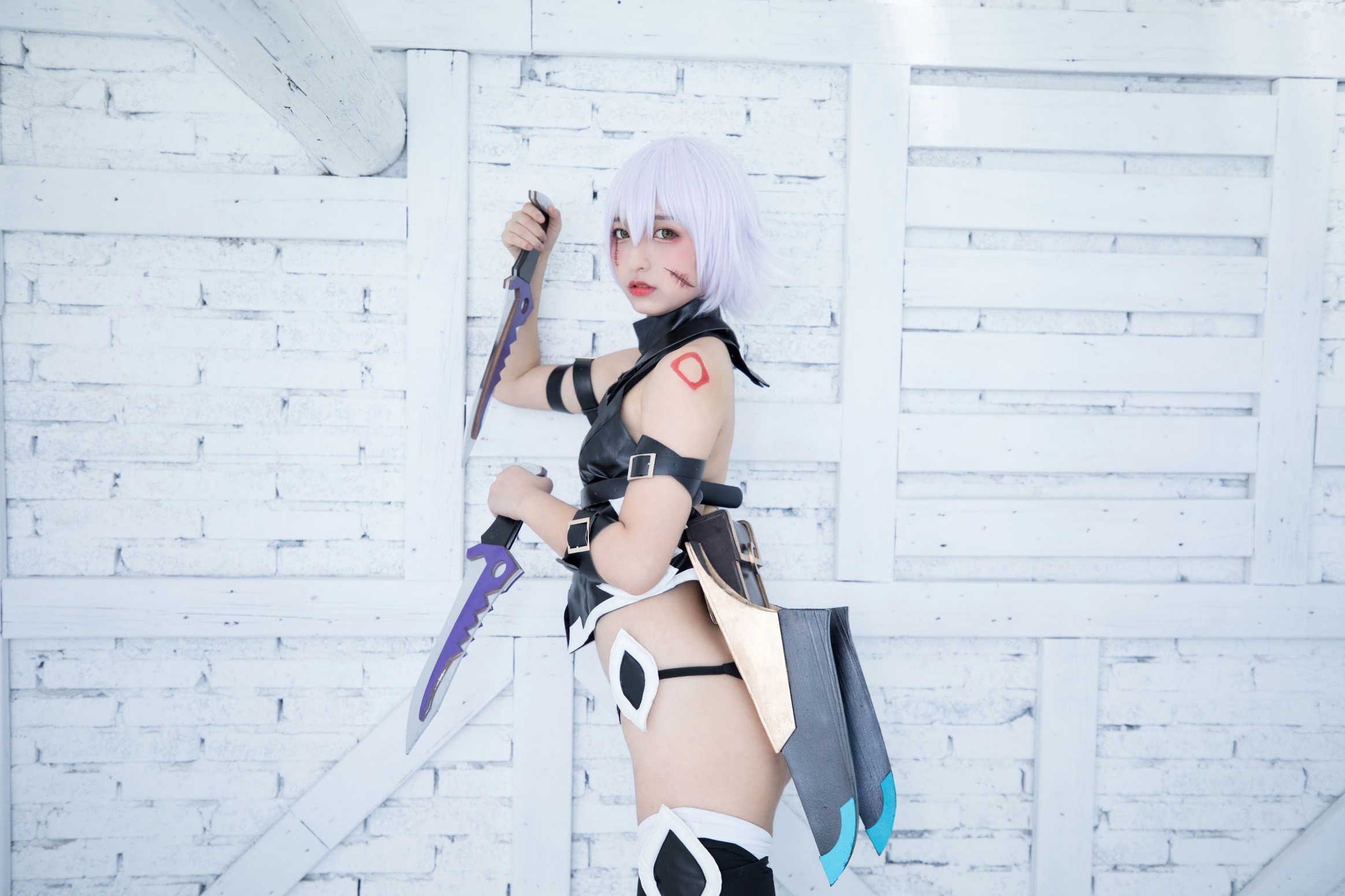 Gallery - 神楽坂真冬-008-绝对服从：高还原度FGO动漫COSPLAY写真，冷艳战斗装与极致身材完美融合，硬核魅惑角色扮演性感诱惑极品 女神私房照_秀色女神 - image 16