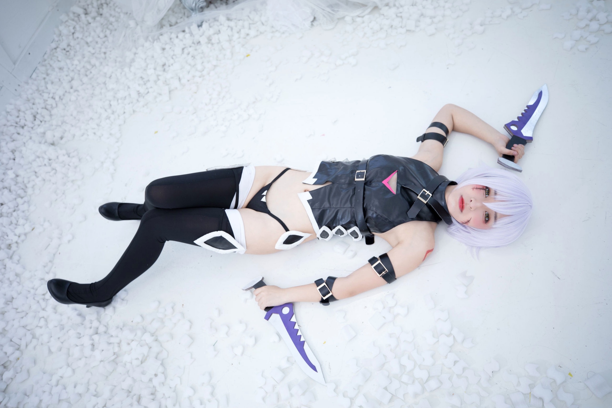 Gallery - 神楽坂真冬-008-绝对服从：高还原度FGO动漫COSPLAY写真，冷艳战斗装与极致身材完美融合，硬核魅惑角色扮演性感诱惑极品 女神私房照_秀色女神 - image 24