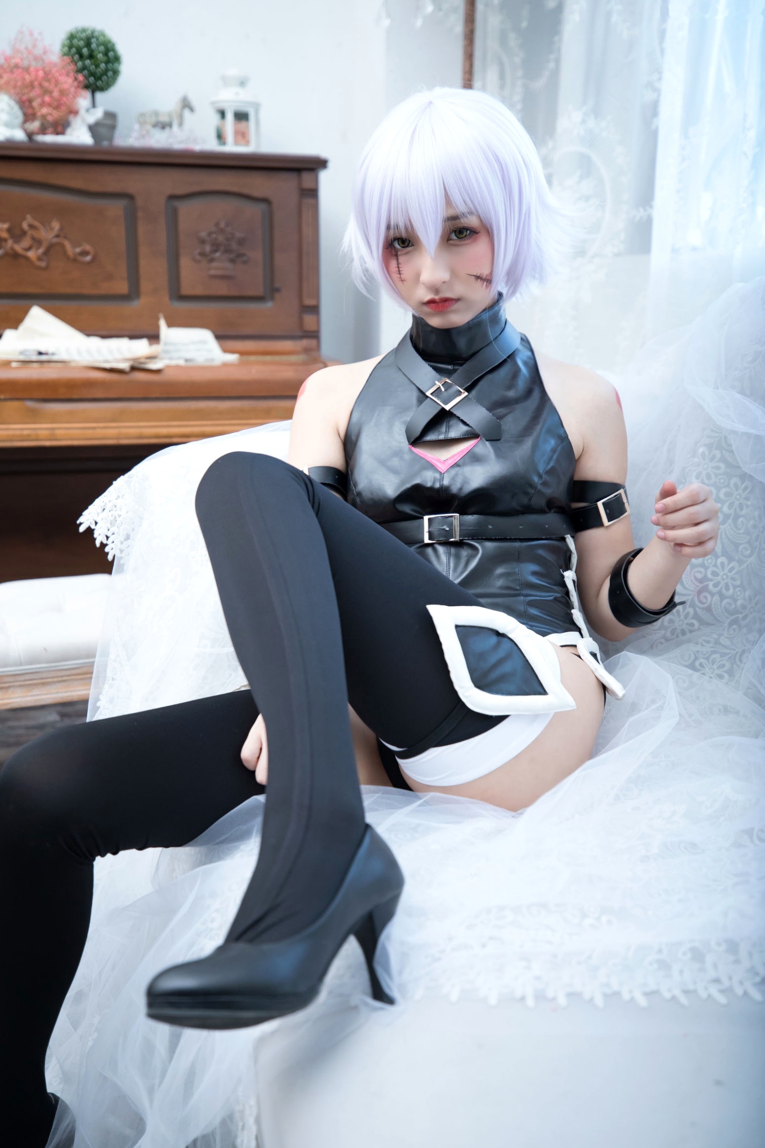 Gallery - 神楽坂真冬-008-绝对服从：高还原度FGO动漫COSPLAY写真，冷艳战斗装与极致身材完美融合，硬核魅惑角色扮演性感诱惑极品 女神私房照_秀色女神 - image 34