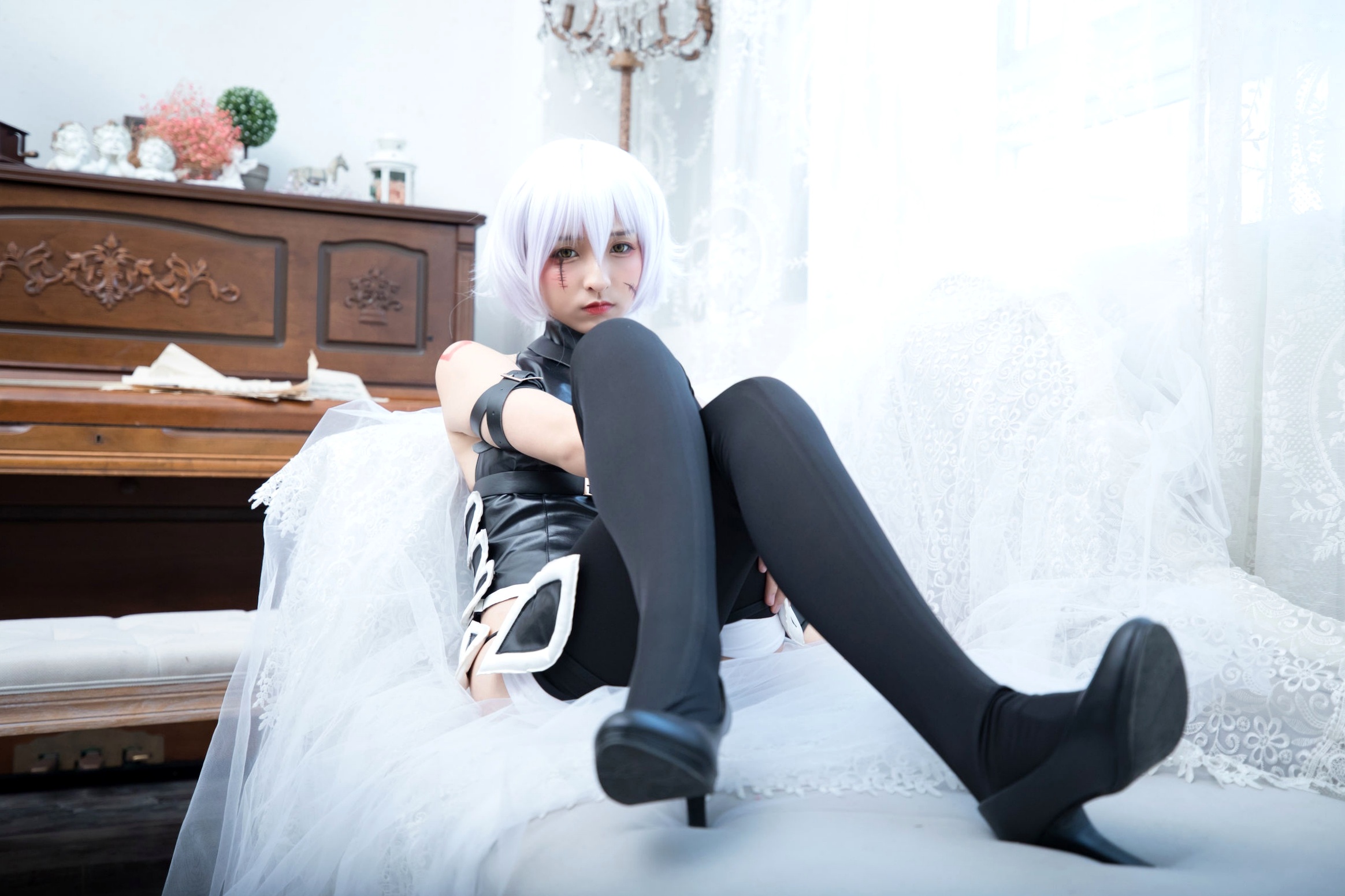 Gallery - 神楽坂真冬-008-绝对服从：高还原度FGO动漫COSPLAY写真，冷艳战斗装与极致身材完美融合，硬核魅惑角色扮演性感诱惑极品 女神私房照_秀色女神 - image 39