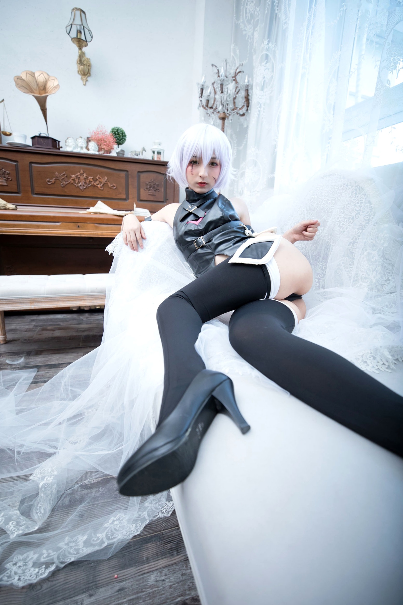 Gallery - 神楽坂真冬-008-绝对服从：高还原度FGO动漫COSPLAY写真，冷艳战斗装与极致身材完美融合，硬核魅惑角色扮演性感诱惑极品 女神私房照_秀色女神 - image 44