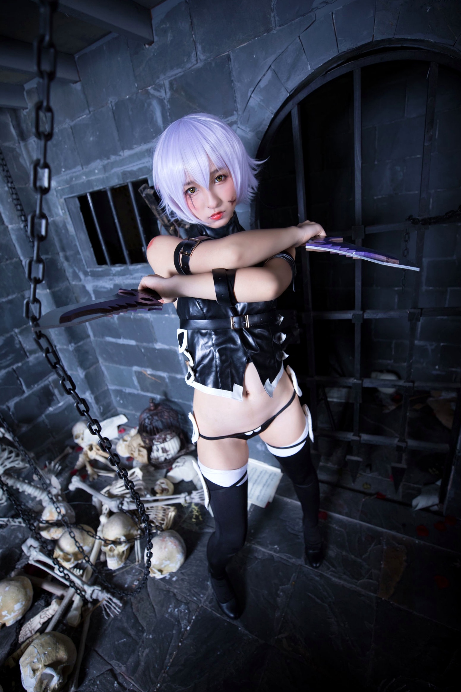 Gallery - 神楽坂真冬-008-绝对服从：高还原度FGO动漫COSPLAY写真，冷艳战斗装与极致身材完美融合，硬核魅惑角色扮演性感诱惑极品 女神私房照_秀色女神 - image 76