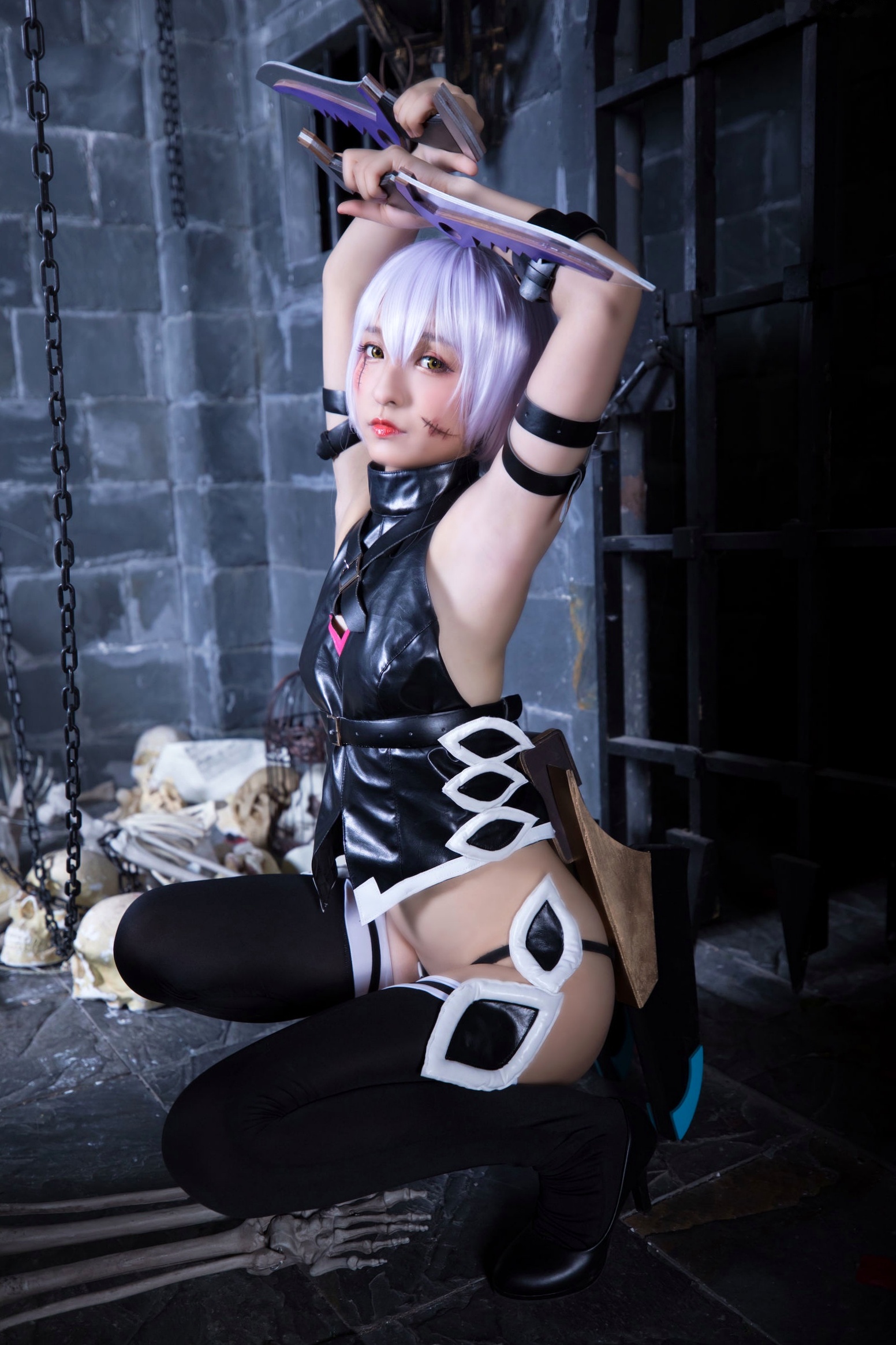 Gallery - 神楽坂真冬-008-绝对服从：高还原度FGO动漫COSPLAY写真，冷艳战斗装与极致身材完美融合，硬核魅惑角色扮演性感诱惑极品 女神私房照_秀色女神 - image 89