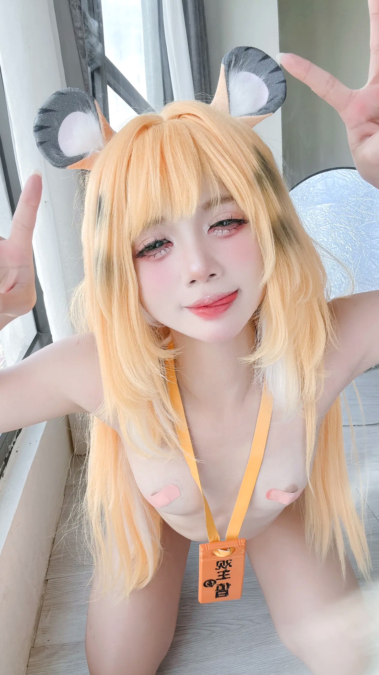 Gallery - PoppaChan - Ju Fufu -《绝区零》角色扮演，精致金发猫耳造型与性感私房写真，极致还原角色扮演性感私房照极品 女神私房照_秀色女神 - image 50