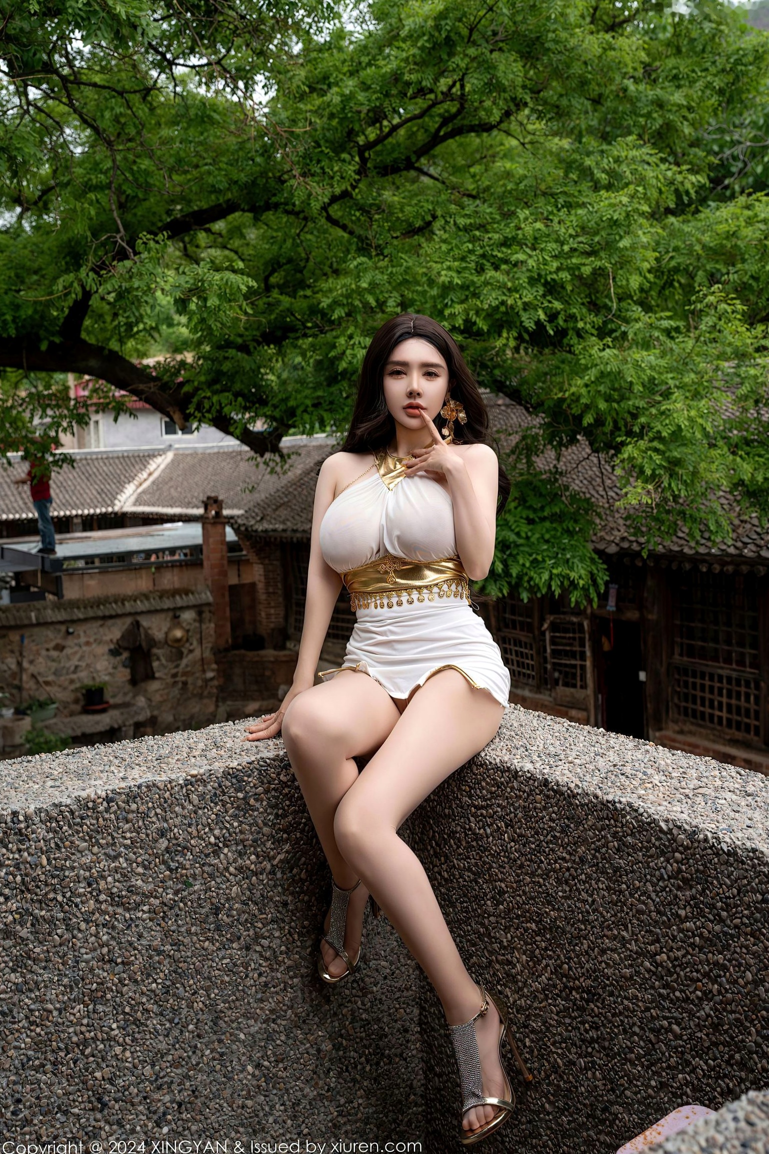 Gallery - XingYan星颜社- Star Face -238-潘思沁白色低胸短裙现代写真，极致身材性感诱惑，火辣私房大尺度视觉盛宴-2024.06.07星颜社- Star Face 性感极品私房照大尺度人间胸器 女神私房照_秀色女神 - image 9