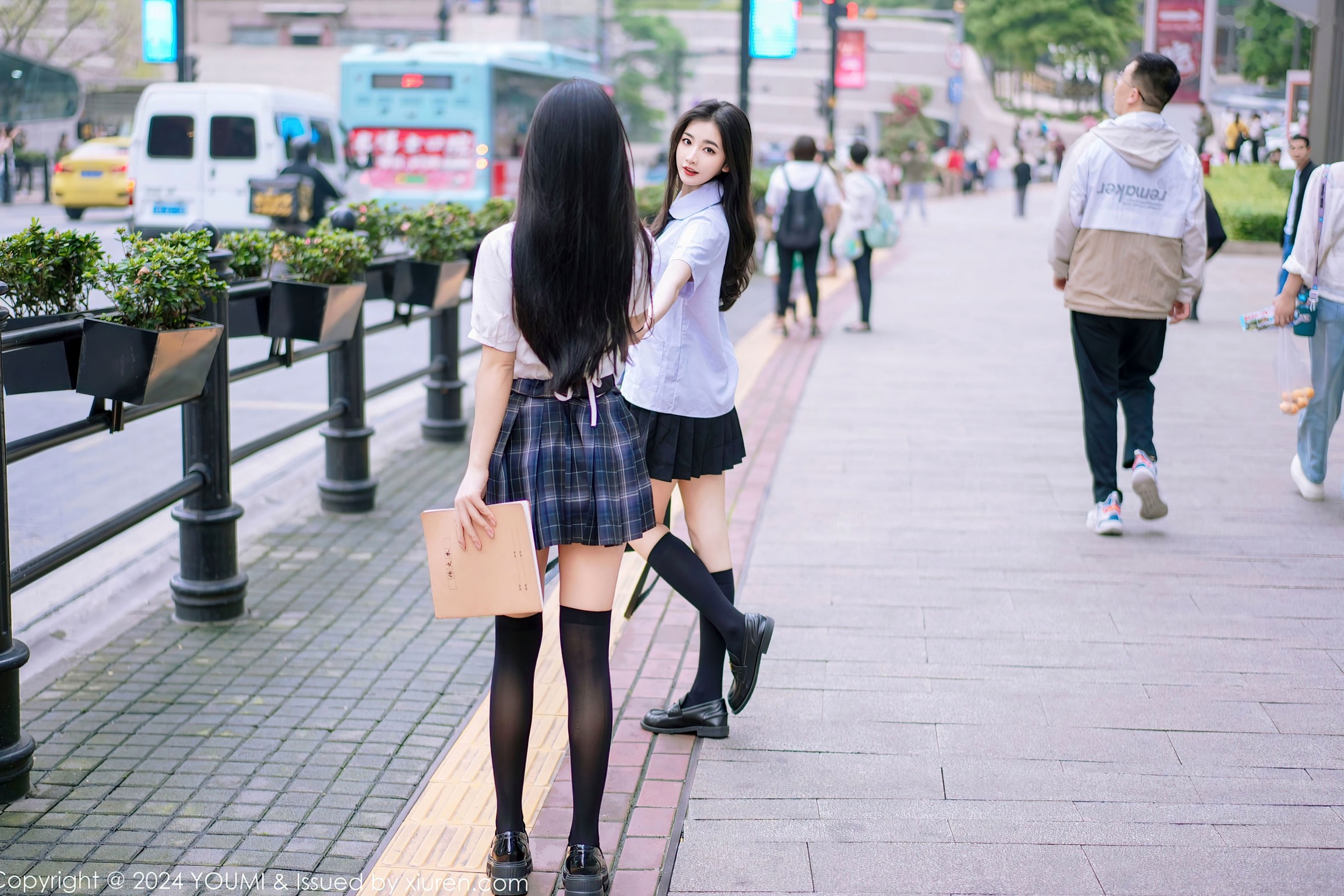 Gallery - YouMi尤蜜荟 - Chiness Model -1057-鱼尾fish&小茶茶-绝美私房艺术写真-校园制服诱惑-油感诱惑-极致视觉盛宴尤蜜荟 - Chiness Model 性感制服私房照大尺度 女神私房照_秀色女神 - image 6
