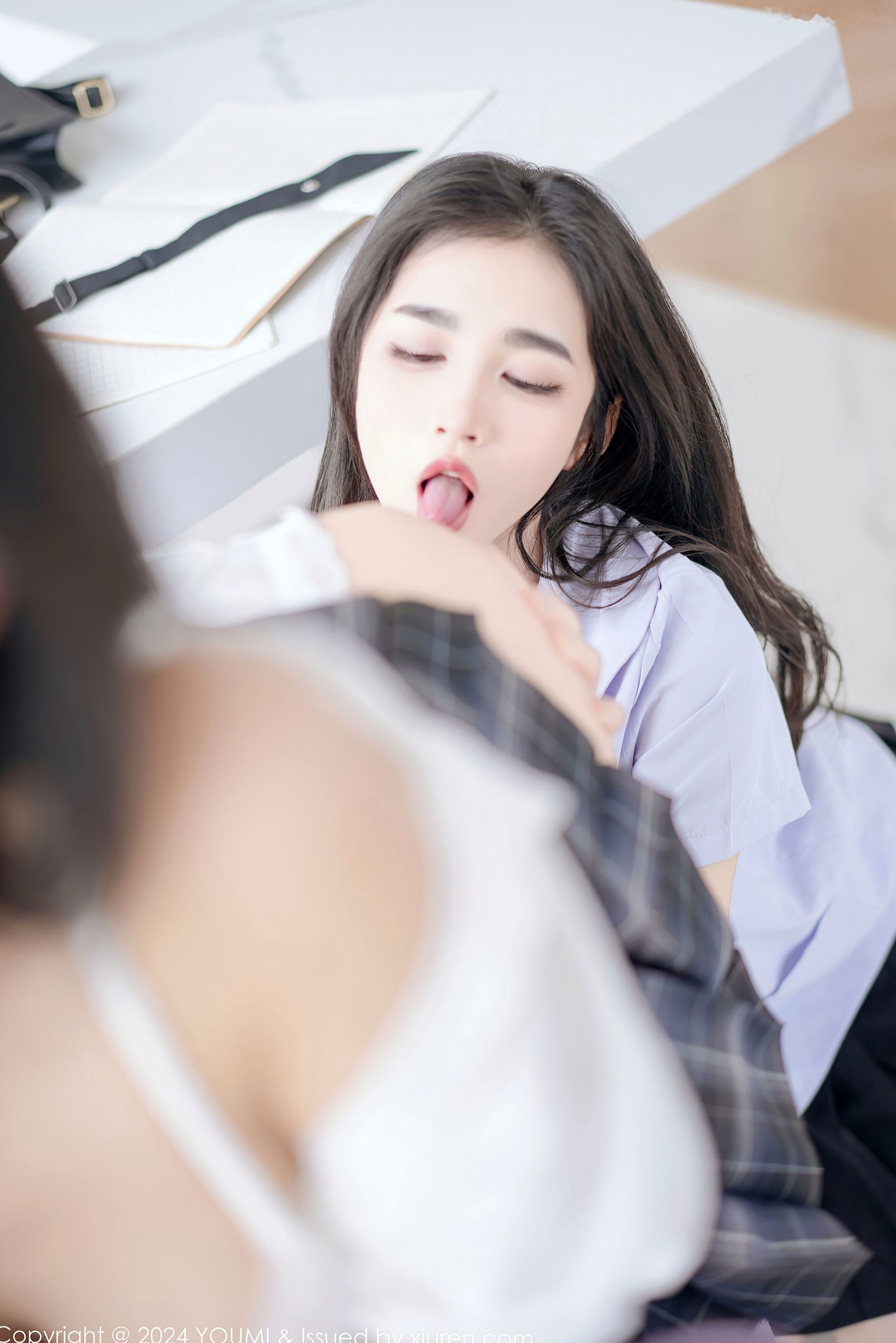 Gallery - YouMi尤蜜荟 - Chiness Model -1057-鱼尾fish&小茶茶-绝美私房艺术写真-校园制服诱惑-油感诱惑-极致视觉盛宴尤蜜荟 - Chiness Model 性感制服私房照大尺度 女神私房照_秀色女神 - image 35
