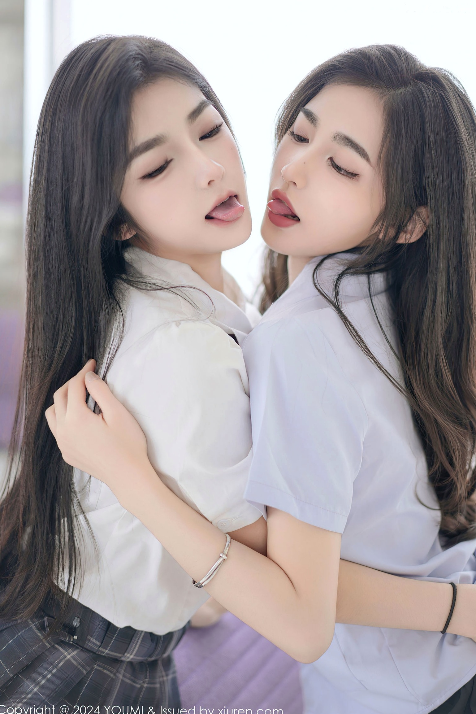 Gallery - YouMi尤蜜荟 - Chiness Model -1057-鱼尾fish&小茶茶-绝美私房艺术写真-校园制服诱惑-油感诱惑-极致视觉盛宴尤蜜荟 - Chiness Model 性感制服私房照大尺度 女神私房照_秀色女神 - image 101