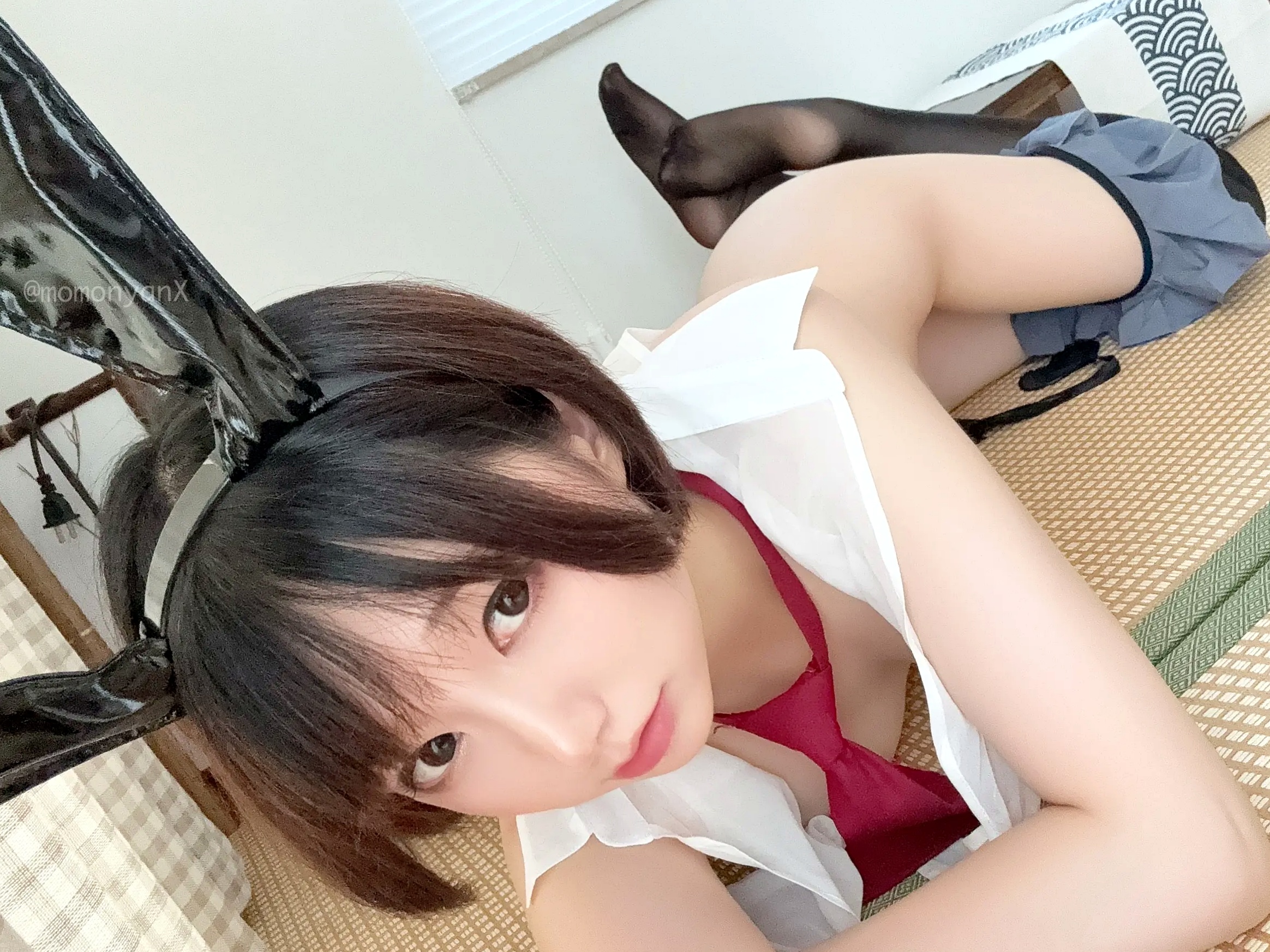 Gallery - NAGISA魔物喵[fantia]兔女郎JK制服诱惑，榻榻米室内私房大尺度写真，清纯甜美与性感反差[41P]私房照大尺度黑丝角色扮演制服 女神私房照_秀色女神 - image 27
