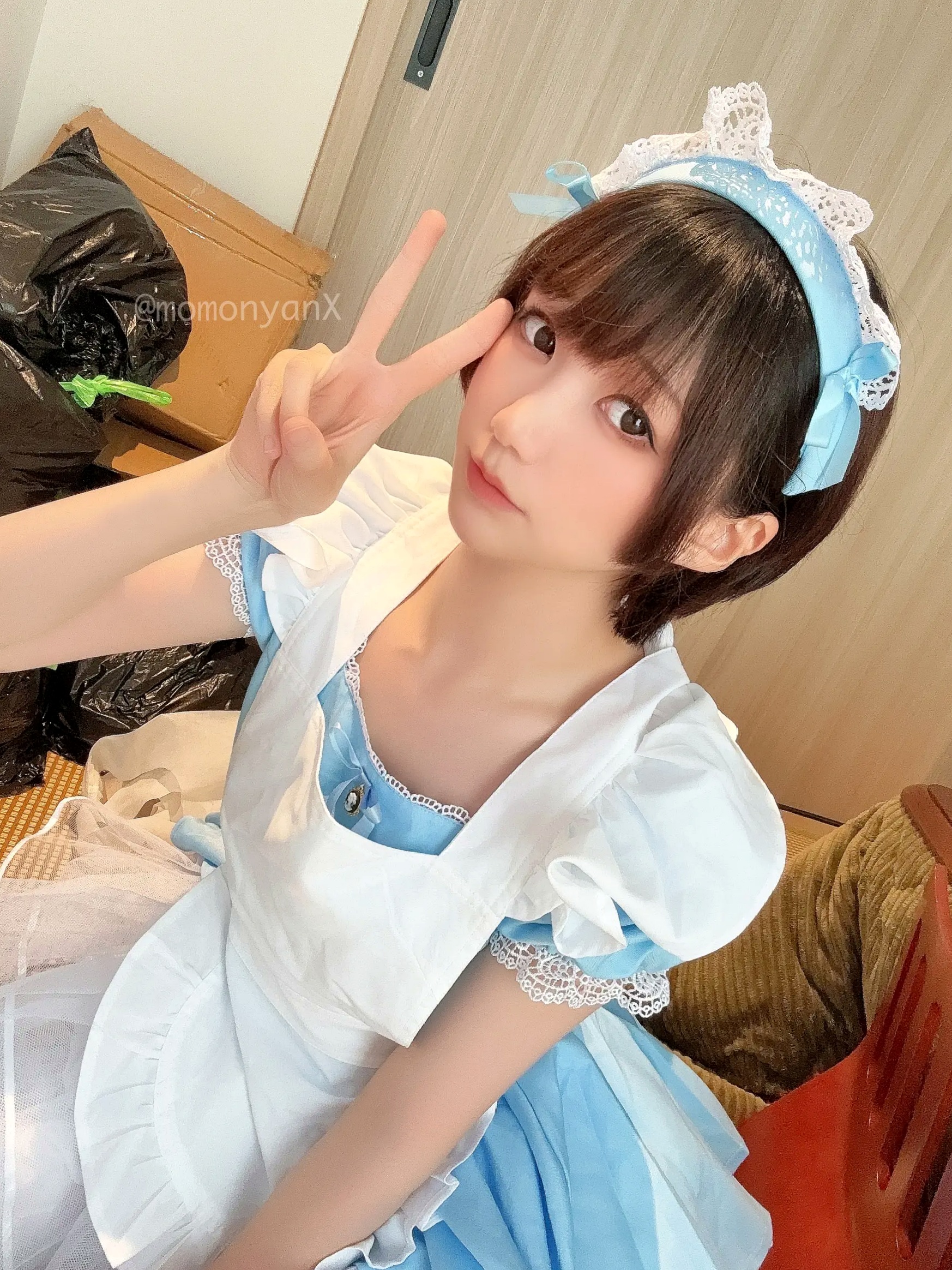 Gallery - NAGISA魔物喵Cosplay：垃圾屋清理中的软萌女仆，甜美俏皮与诱惑私房写真女仆角色扮演私房照诱惑大尺度 女神私房照_秀色女神 - image 29