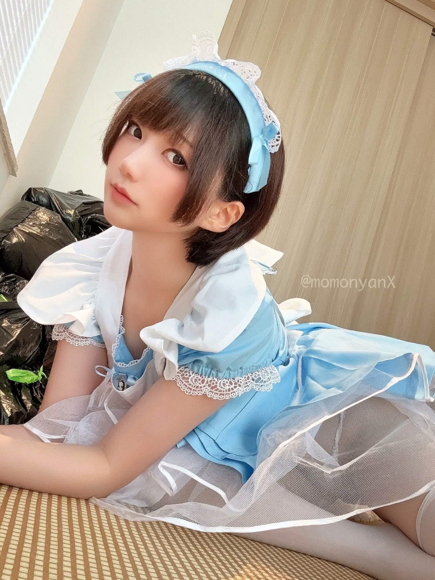 Gallery - NAGISA魔物喵Cosplay：垃圾屋清理中的软萌女仆，甜美俏皮与诱惑私房写真女仆角色扮演私房照诱惑大尺度 女神私房照_秀色女神 - image 34