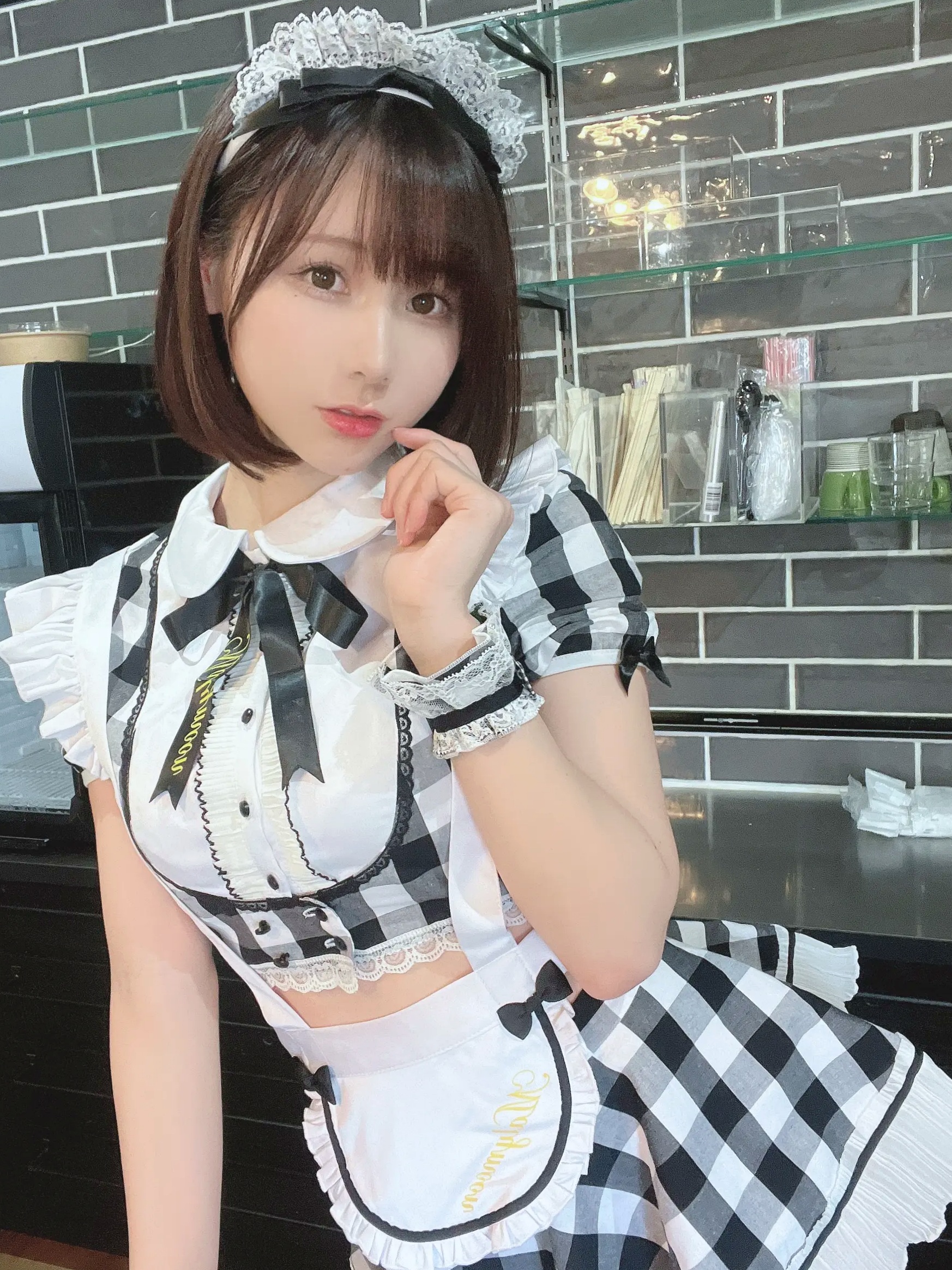 Gallery - けん研(けんけん)精选合集：清纯甜美私房日常与俏皮元气女仆装COSPLAY写真女仆角色扮演治愈系私房照萝莉 女神私房照_秀色女神 - image 49