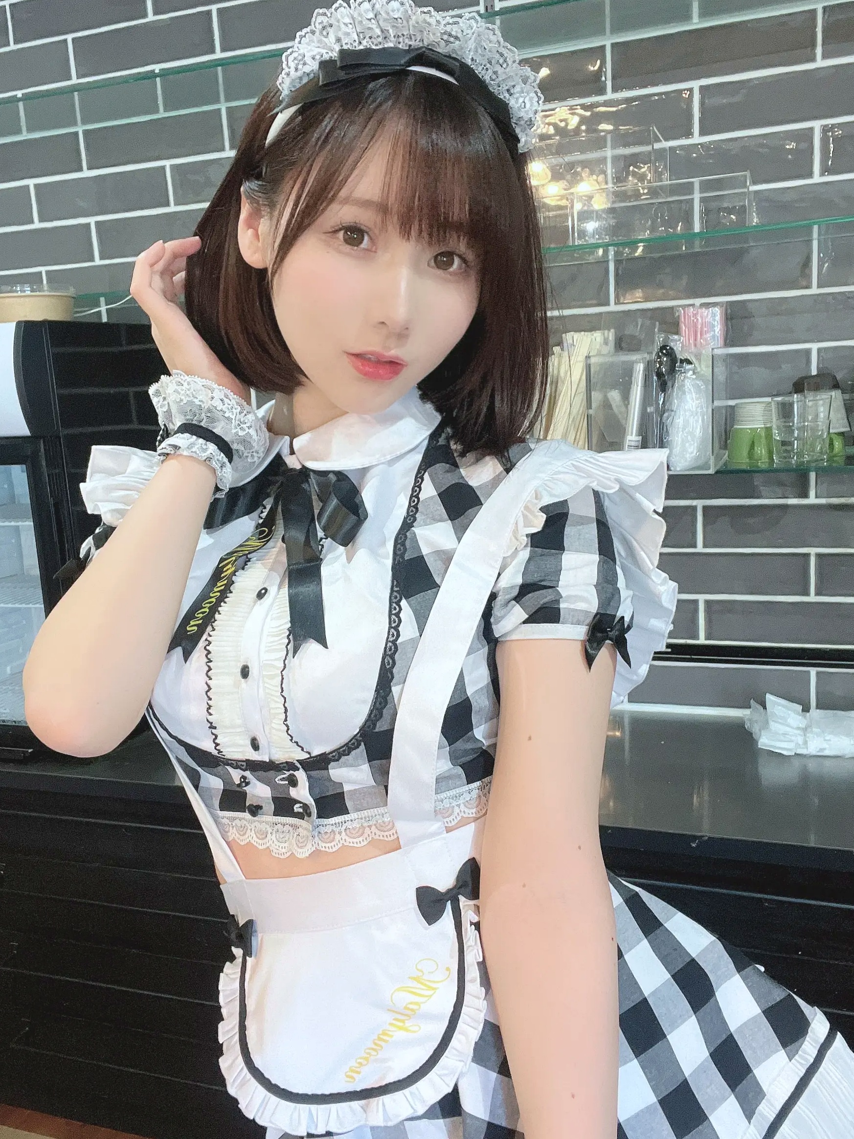 Gallery - けん研(けんけん)精选合集：清纯甜美私房日常与俏皮元气女仆装COSPLAY写真女仆角色扮演治愈系私房照萝莉 女神私房照_秀色女神 - image 50