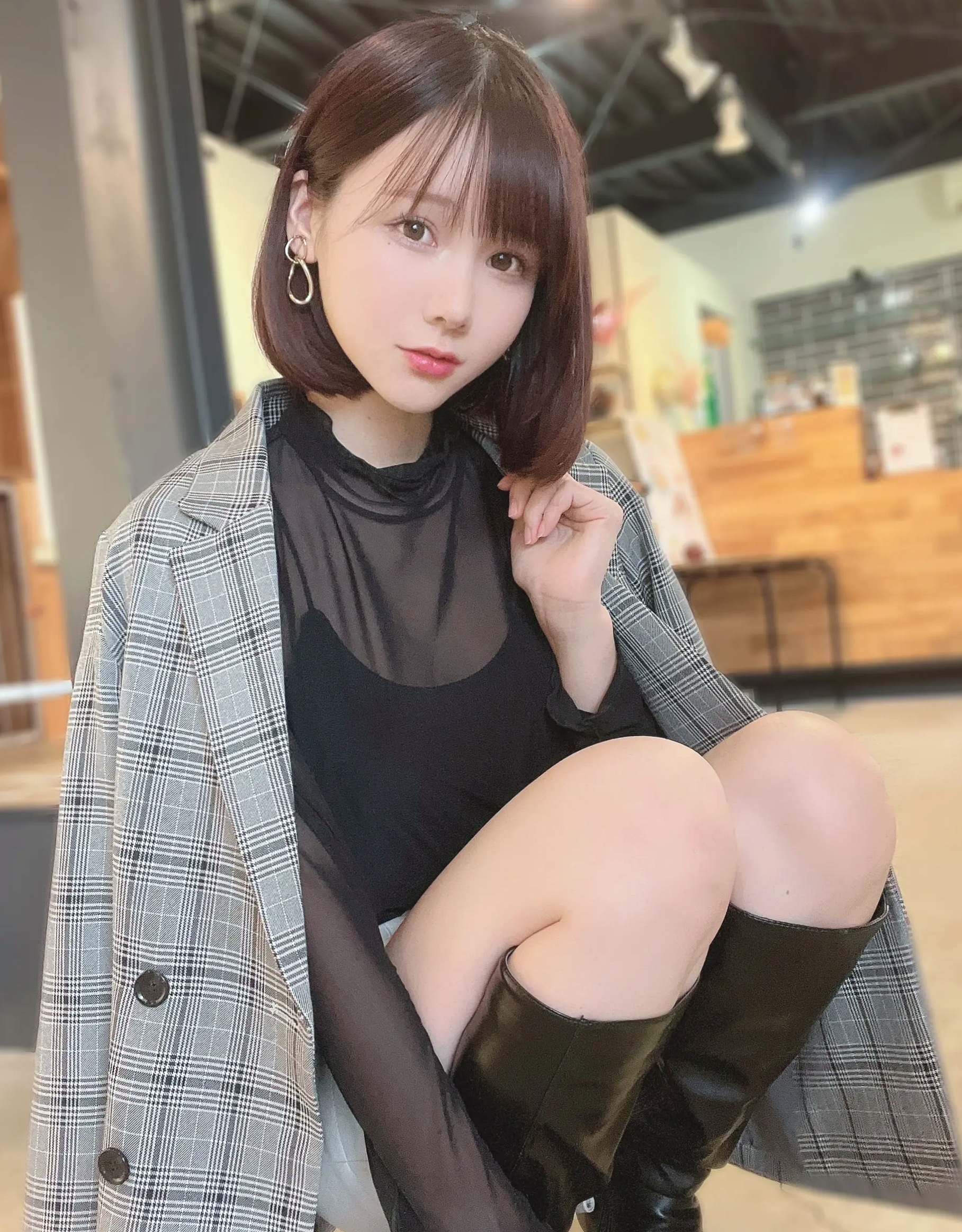 Gallery - けん研(けんけん)精选合集：清纯甜美私房日常与俏皮元气女仆装COSPLAY写真女仆角色扮演治愈系私房照萝莉 女神私房照_秀色女神 - image 114