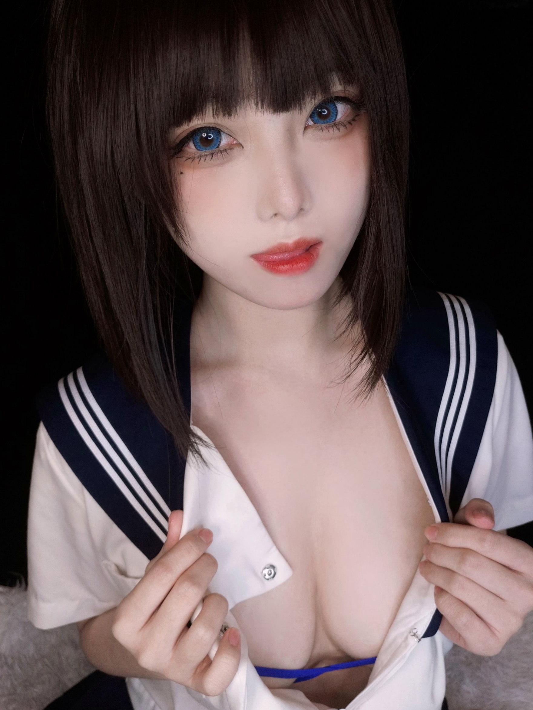 Gallery - 蜜汁猫裘-087-坏学妹自拍，蓝瞳制服诱惑，极致黑丝长腿，纯欲角色扮演制服角色扮演黑丝诱惑 女神私房照_秀色女神 - image 28