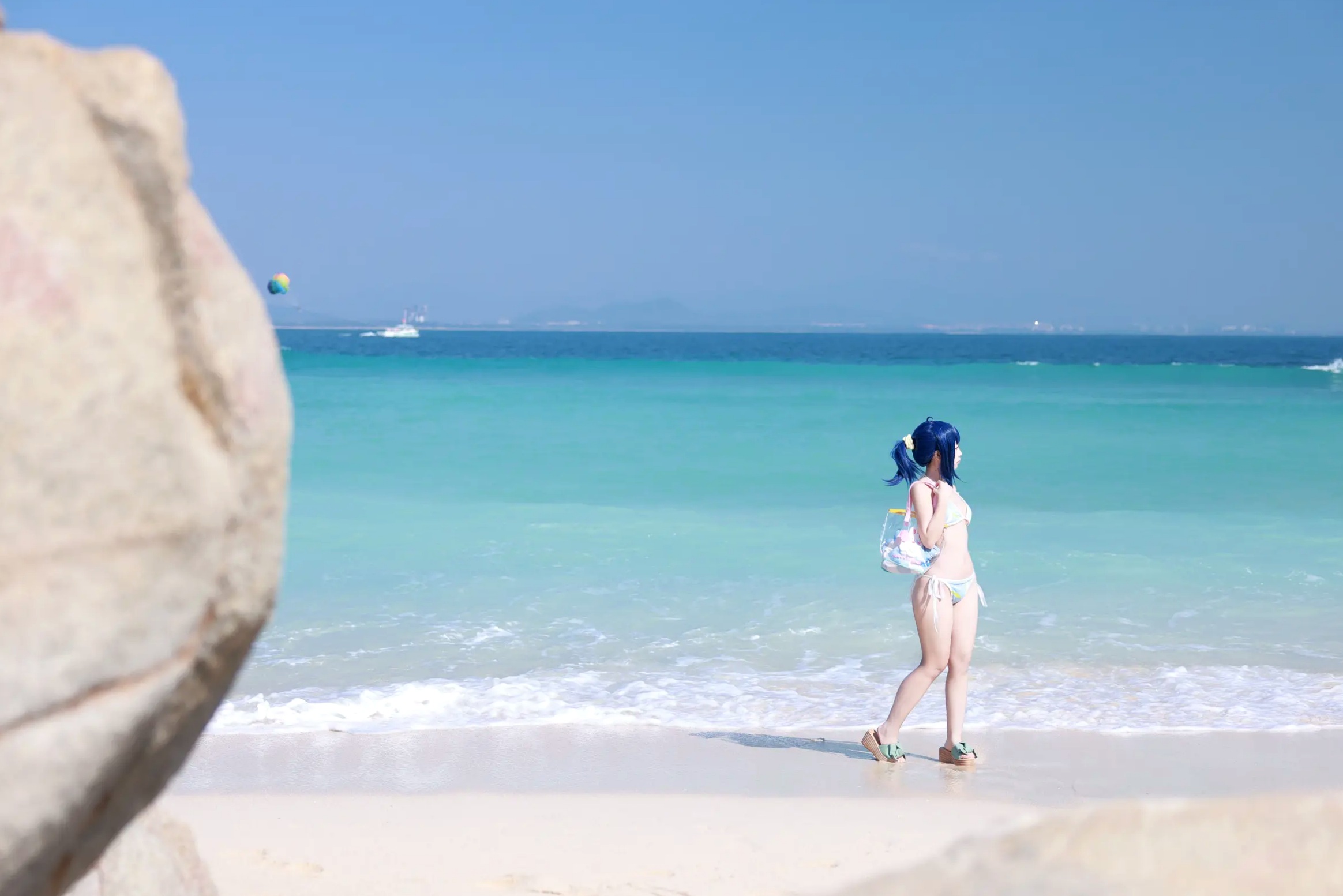 Gallery - G44不会受伤 - 八奈见杏菜 泳装 海滩外拍写真，清纯蓝发少女，高度还原漫展级COS [29P]角色扮演沙滩萌系清新比基尼 女神私房照_秀色女神 - image 6