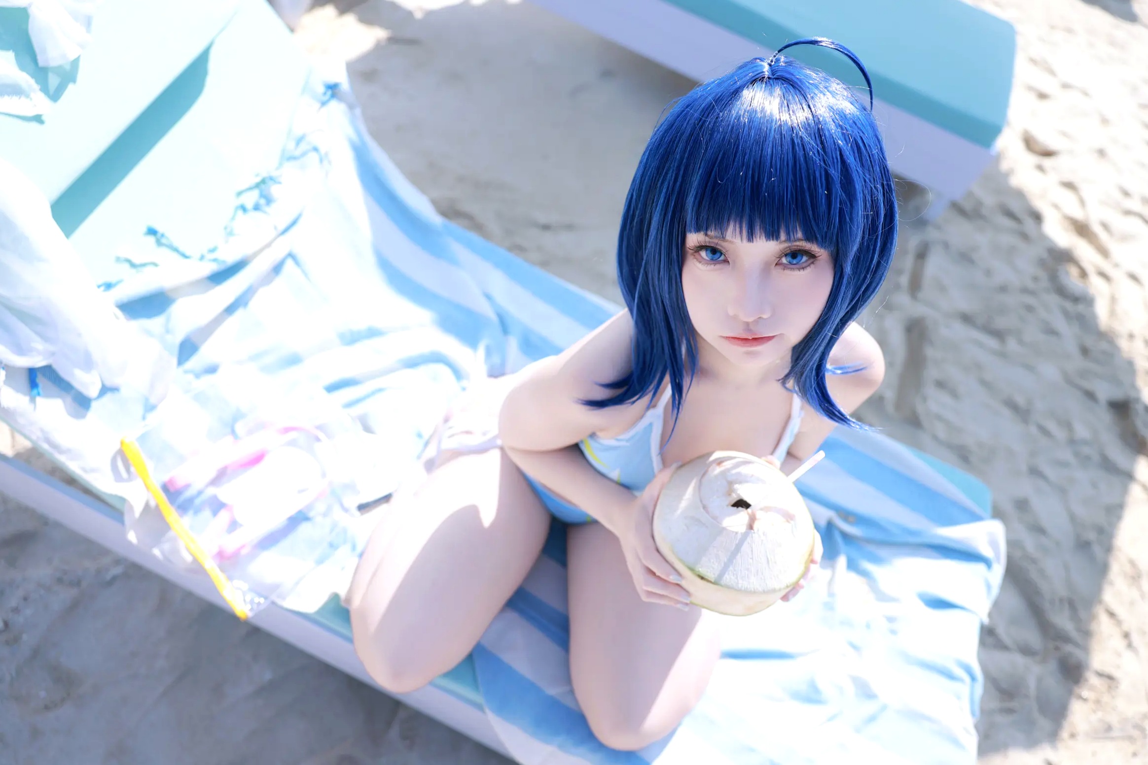 Gallery - G44不会受伤 - 八奈见杏菜 泳装 海滩外拍写真，清纯蓝发少女，高度还原漫展级COS [29P]角色扮演沙滩萌系清新比基尼 女神私房照_秀色女神 - image 20