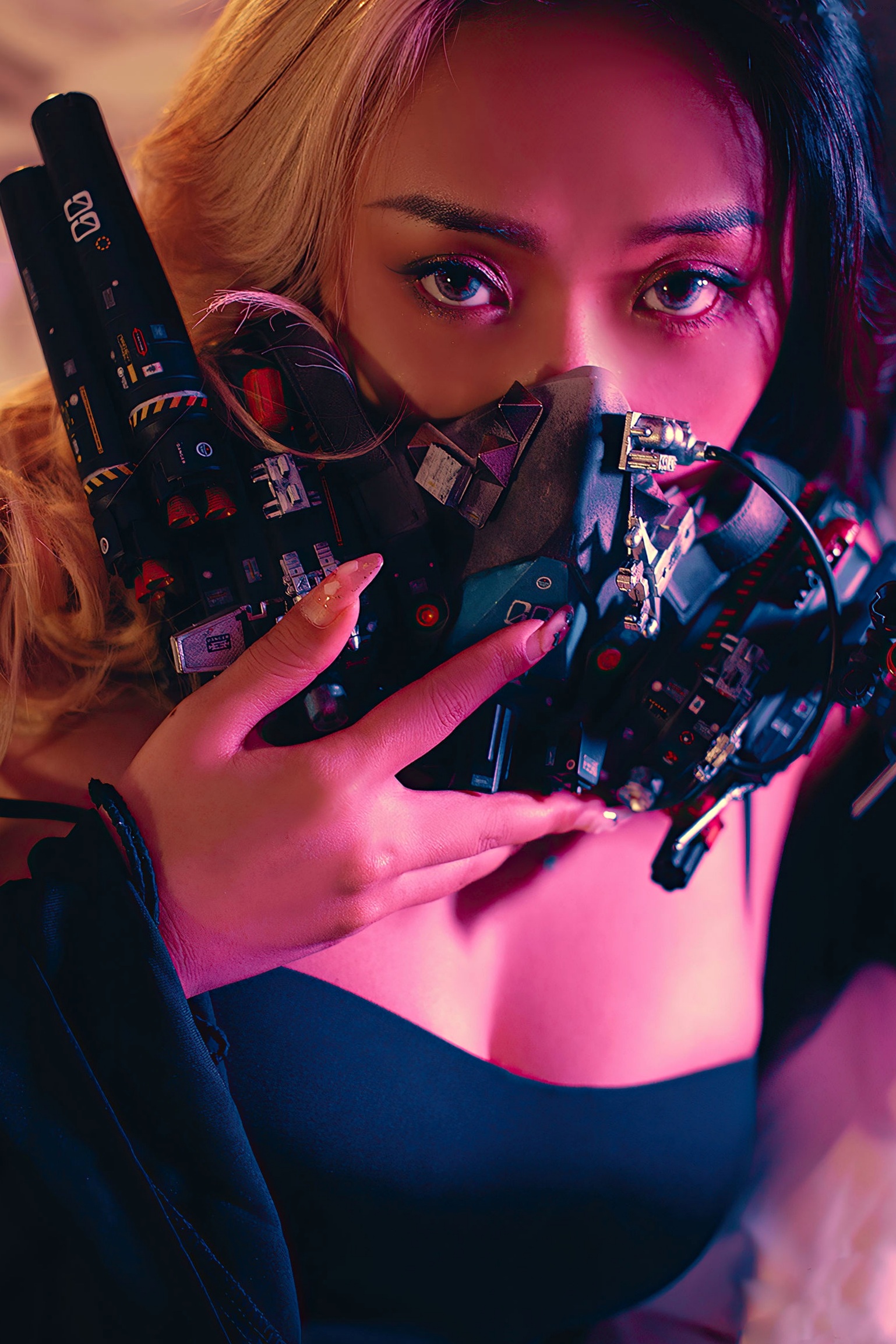 Gallery - YouMi尤蜜-丰臣羽立《辑风女特警》赛博朋克机能风写真，科技感LED面具搭配黑色吊带，冷艳性感私房视觉大片尤蜜荟 - Chiness Model 性感私房照冷艳诱惑 女神私房照_秀色女神 - image 3