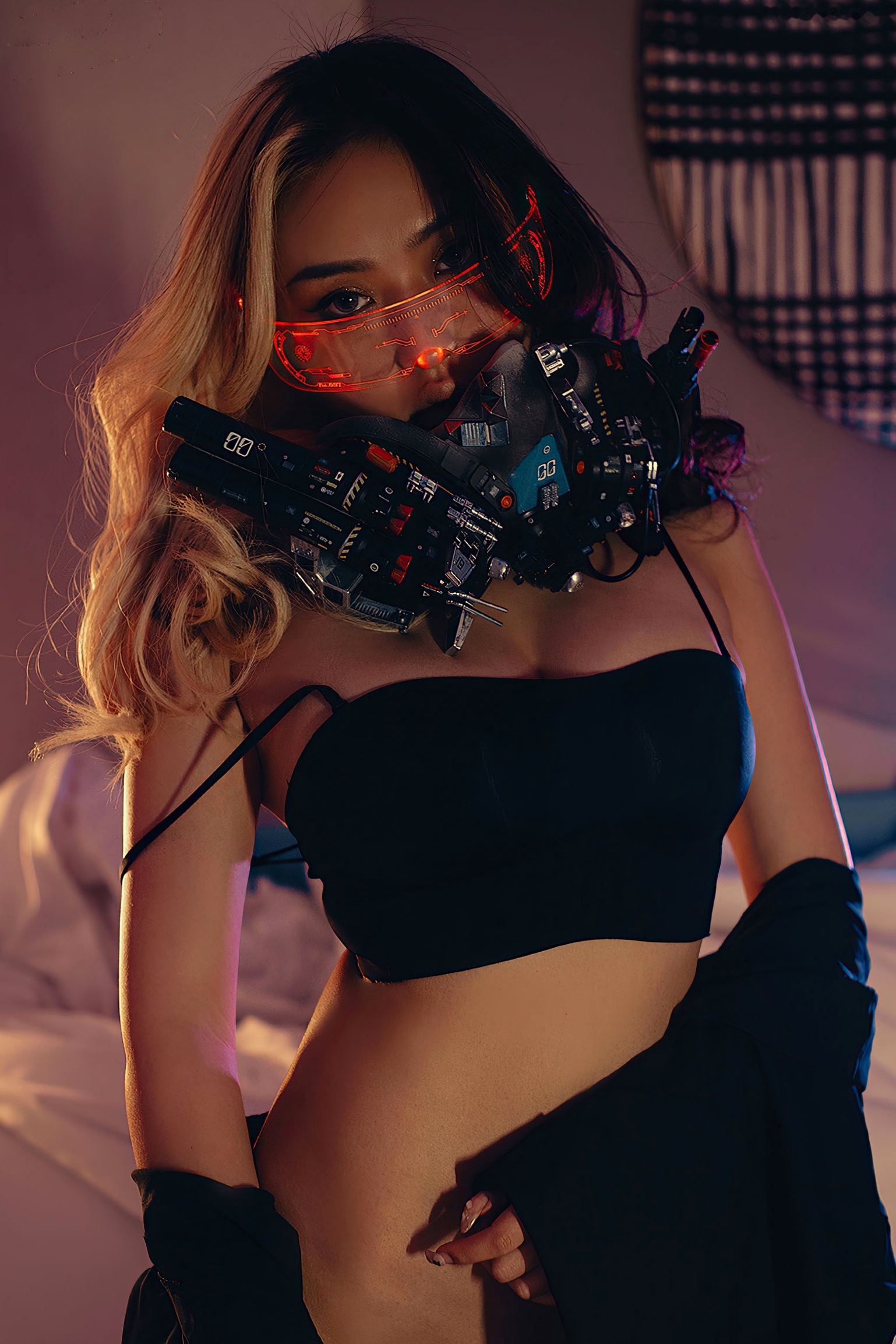 Gallery - YouMi尤蜜-丰臣羽立《辑风女特警》赛博朋克机能风写真，科技感LED面具搭配黑色吊带，冷艳性感私房视觉大片尤蜜荟 - Chiness Model 性感私房照冷艳诱惑 女神私房照_秀色女神 - image 9