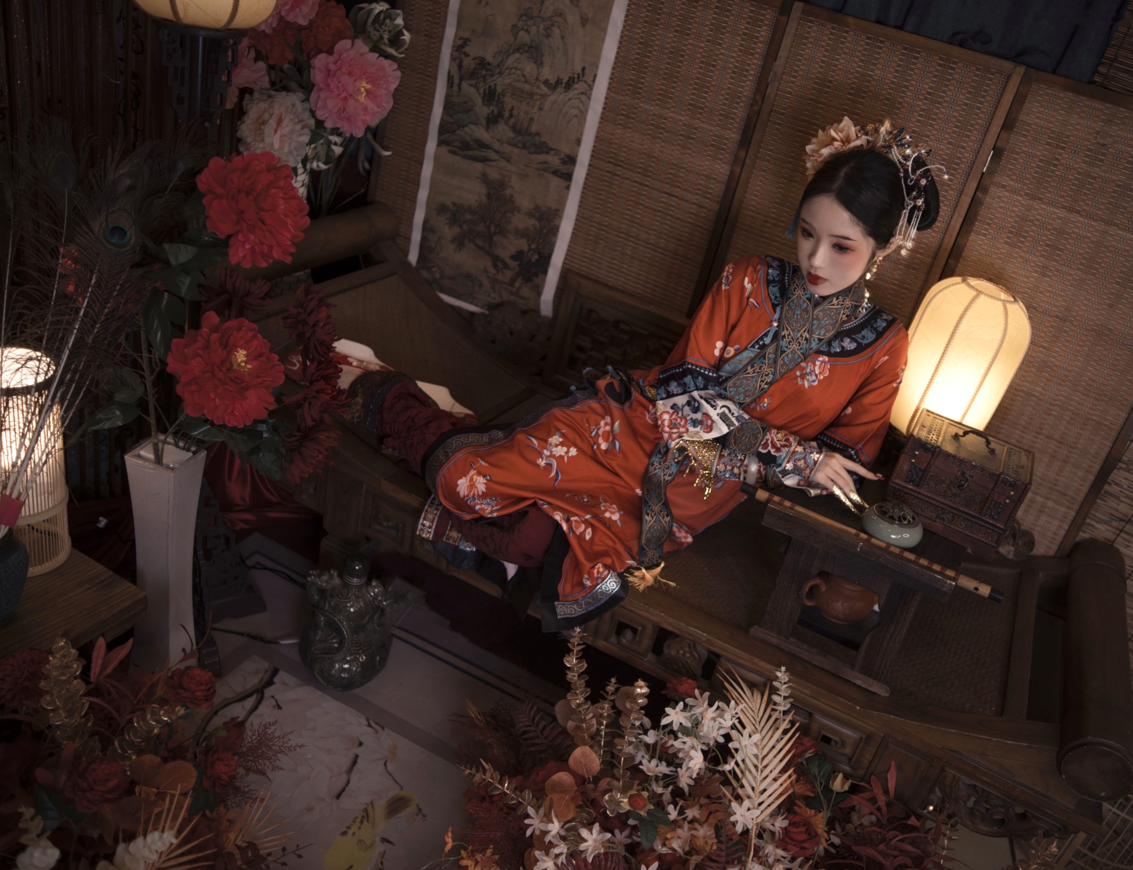 Gallery - 钛合金TiTi古风私房大尺度写真，唯美满清服饰诱惑，古典韵味十足的性感宫廷夜色性感诱惑大尺度私房照 女神私房照_秀色女神 - image 3