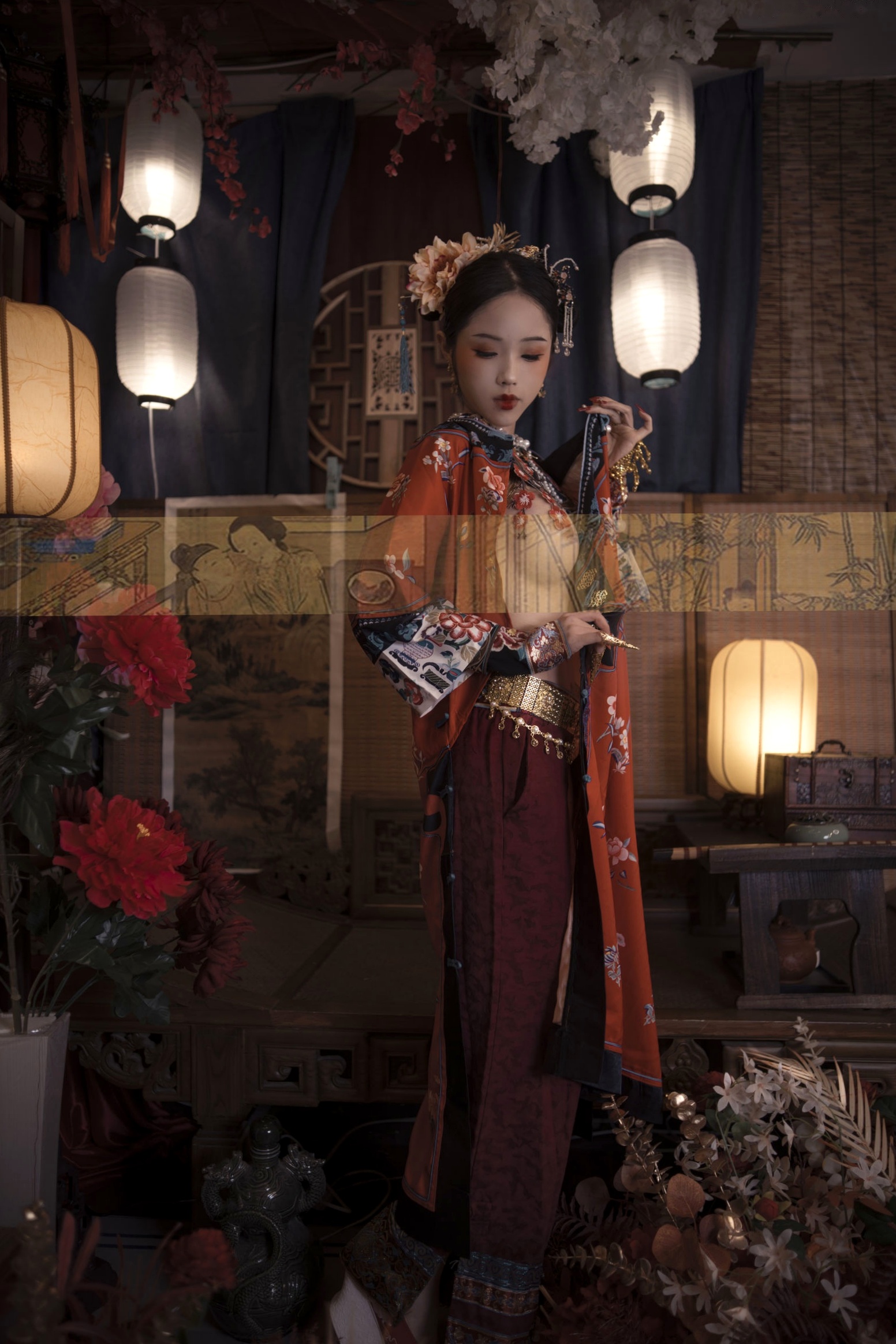 Gallery - 钛合金TiTi古风私房大尺度写真，唯美满清服饰诱惑，古典韵味十足的性感宫廷夜色性感诱惑大尺度私房照 女神私房照_秀色女神 - image 8