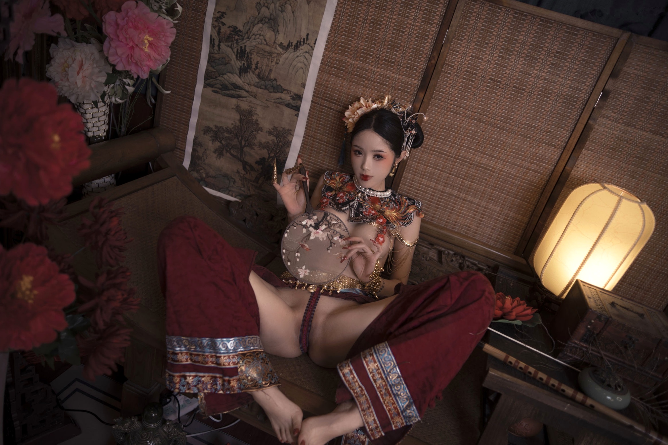 Gallery - 钛合金TiTi古风私房大尺度写真，唯美满清服饰诱惑，古典韵味十足的性感宫廷夜色性感诱惑大尺度私房照 女神私房照_秀色女神 - image 33