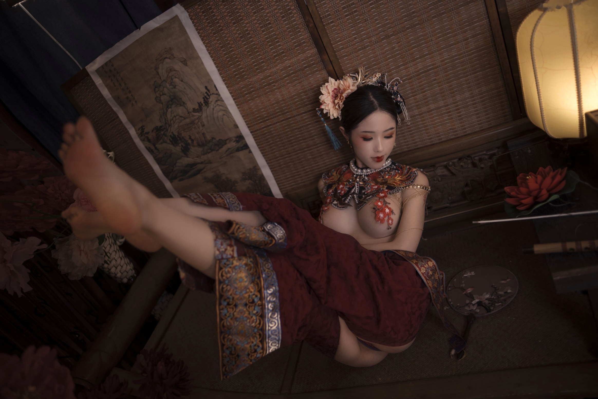 Gallery - 钛合金TiTi古风私房大尺度写真，唯美满清服饰诱惑，古典韵味十足的性感宫廷夜色性感诱惑大尺度私房照 女神私房照_秀色女神 - image 37