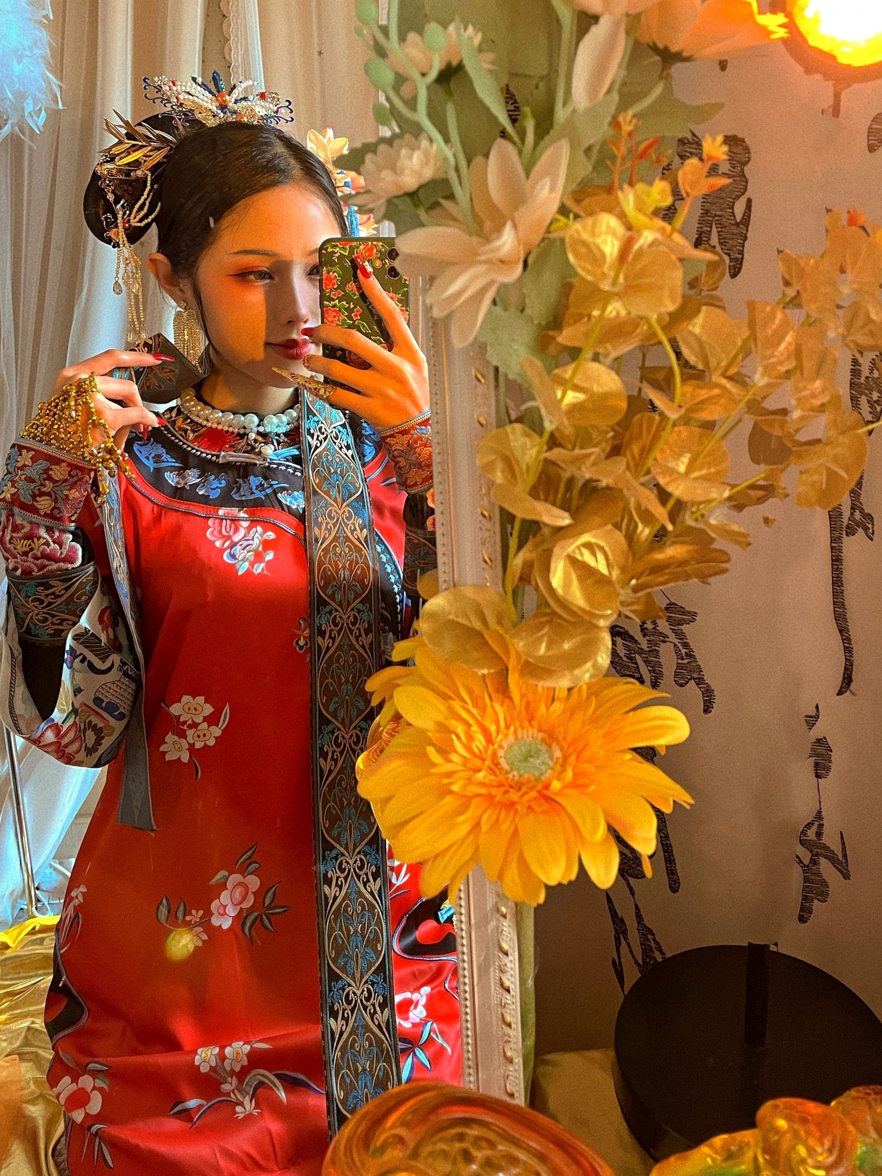 Gallery - 钛合金TiTi古风私房大尺度写真，唯美满清服饰诱惑，古典韵味十足的性感宫廷夜色性感诱惑大尺度私房照 女神私房照_秀色女神 - image 57
