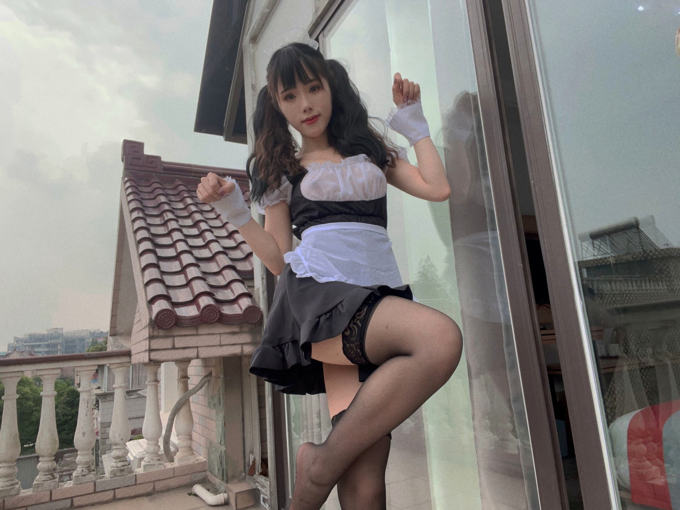 Gallery - 钛合金TiTi-猫耳女仆装镜面自拍，绝美角色扮演，身材诱惑，尽显极致魅力女仆角色扮演性感诱惑丝袜 女神私房照_秀色女神 - image 45