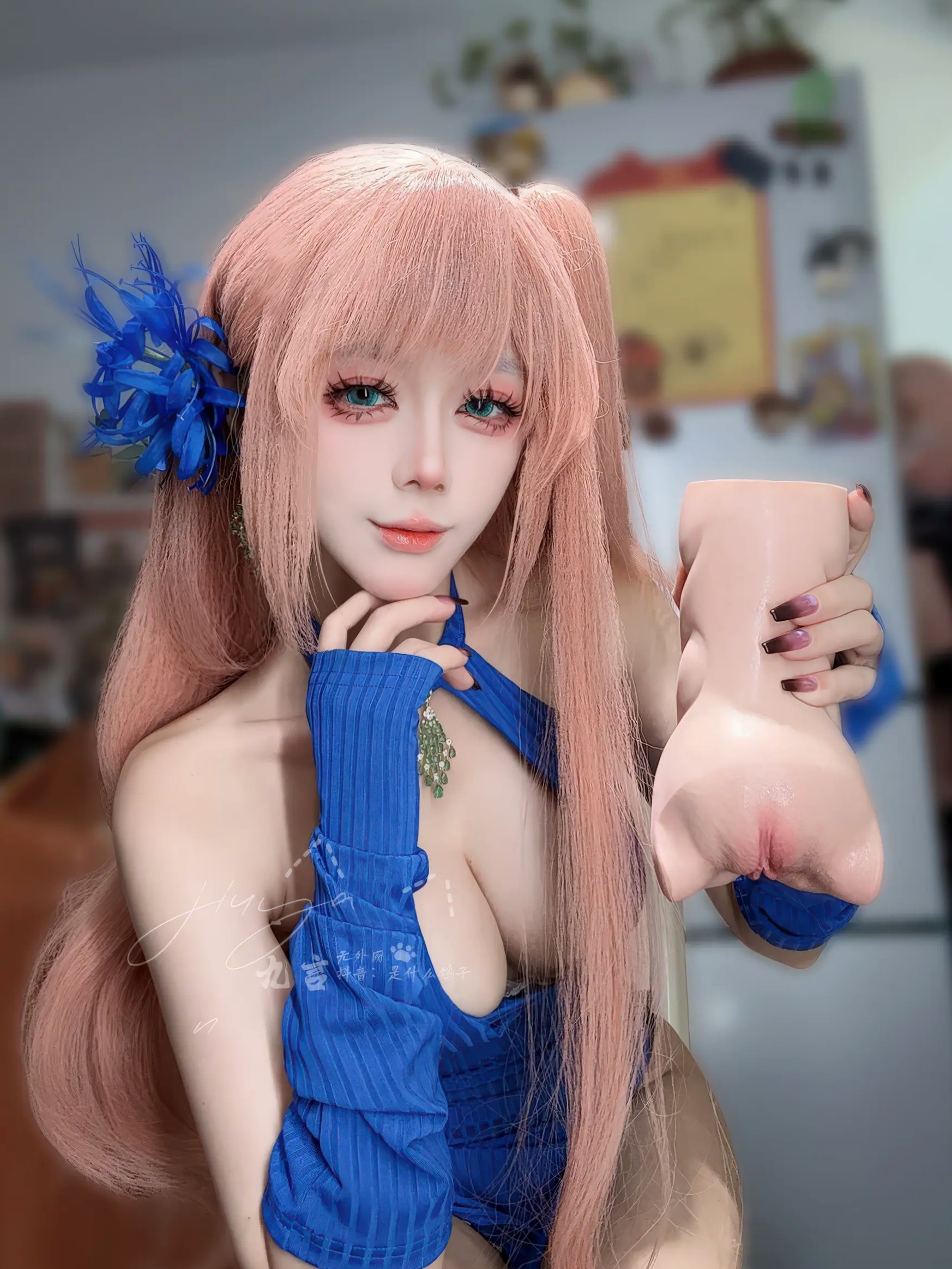 Gallery - 九言 惑：蓝发动漫风cosplay写真，精致真人芭比与极致诱惑曲线角色扮演诱惑私房照大尺度 女神私房照_秀色女神 - image 7