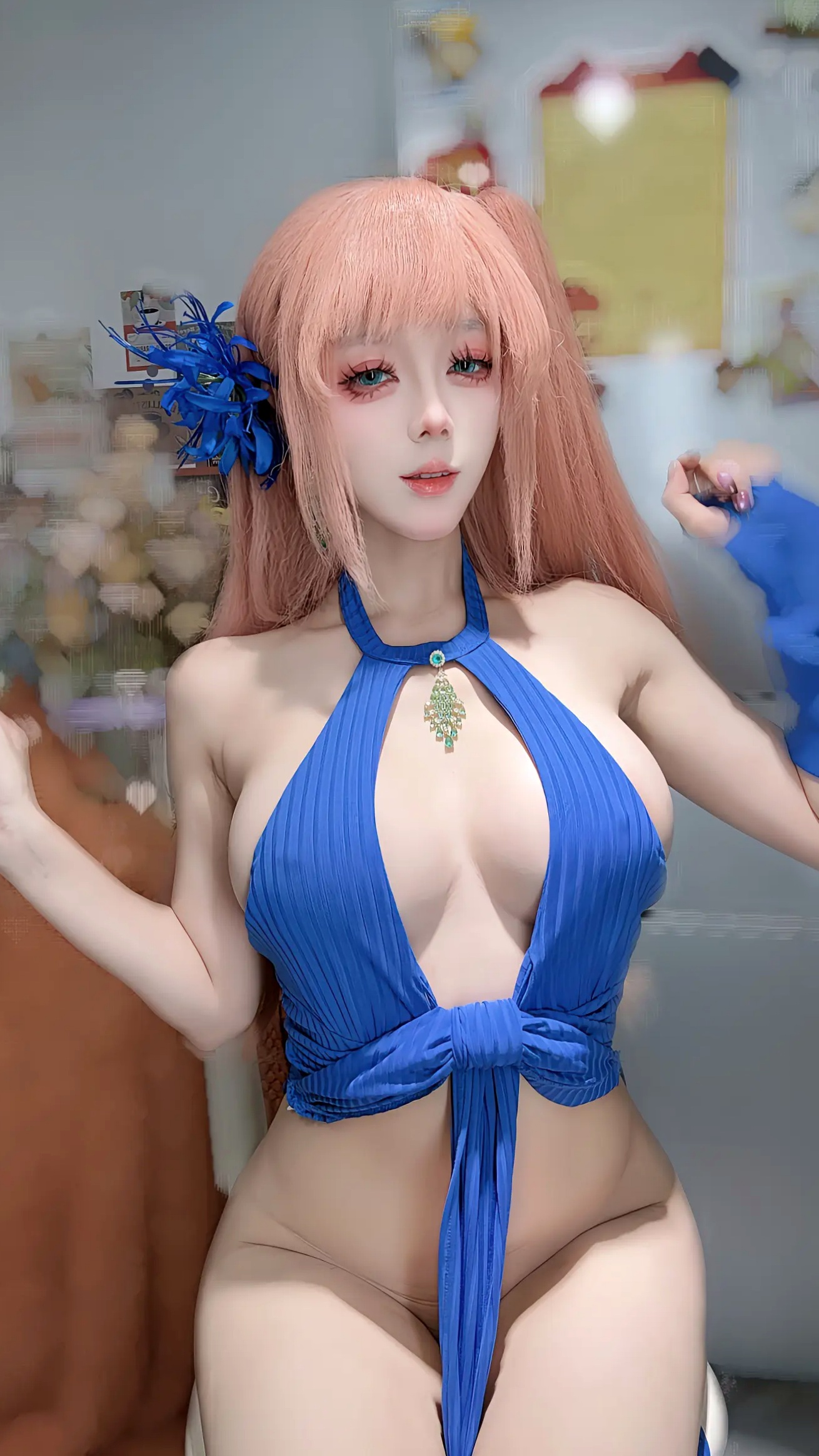 Gallery - 九言 惑：蓝发动漫风cosplay写真，精致真人芭比与极致诱惑曲线角色扮演诱惑私房照大尺度 女神私房照_秀色女神 - image 8