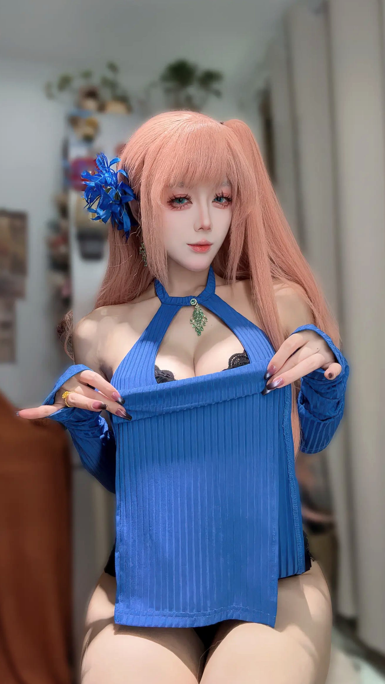 Gallery - 九言 惑：蓝发动漫风cosplay写真，精致真人芭比与极致诱惑曲线角色扮演诱惑私房照大尺度 女神私房照_秀色女神 - image 23