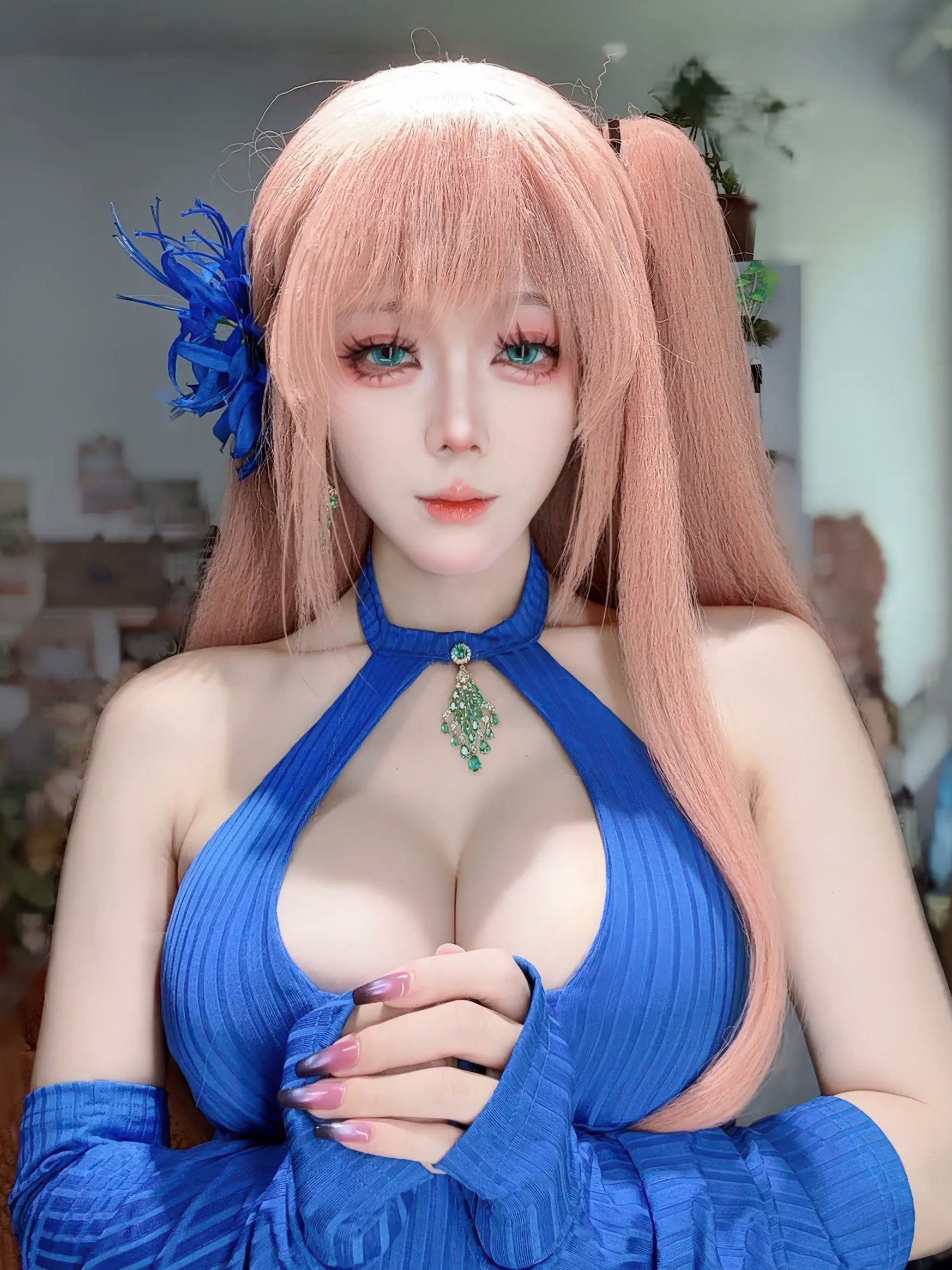 Gallery - 九言 惑：蓝发动漫风cosplay写真，精致真人芭比与极致诱惑曲线角色扮演诱惑私房照大尺度 女神私房照_秀色女神 - image 30