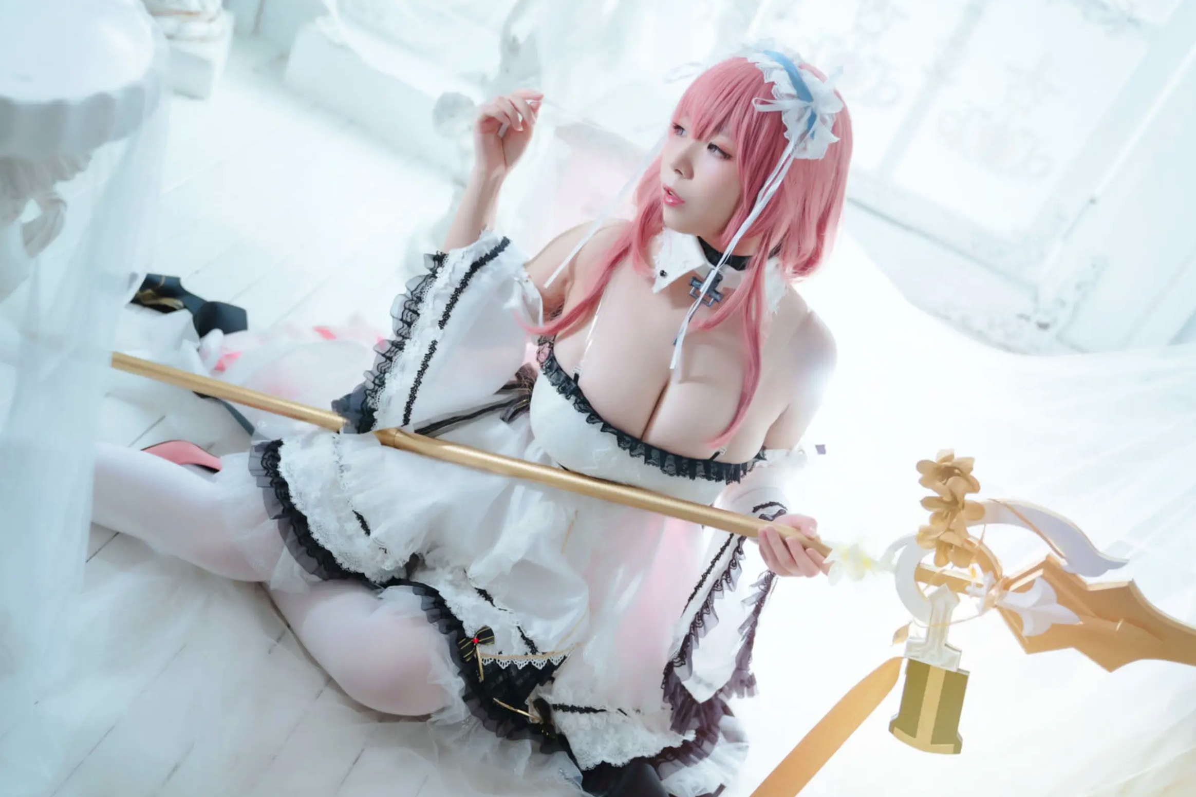 Gallery - 自闭颜球球(无颜小天使wy) - 碧蓝航线英仙座Cosplay，梦幻清纯女仆造型，绝美冷艳之姿，治愈系天使写真[27P]角色扮演治愈系性感萌系 女神私房照_秀色女神 - image 15
