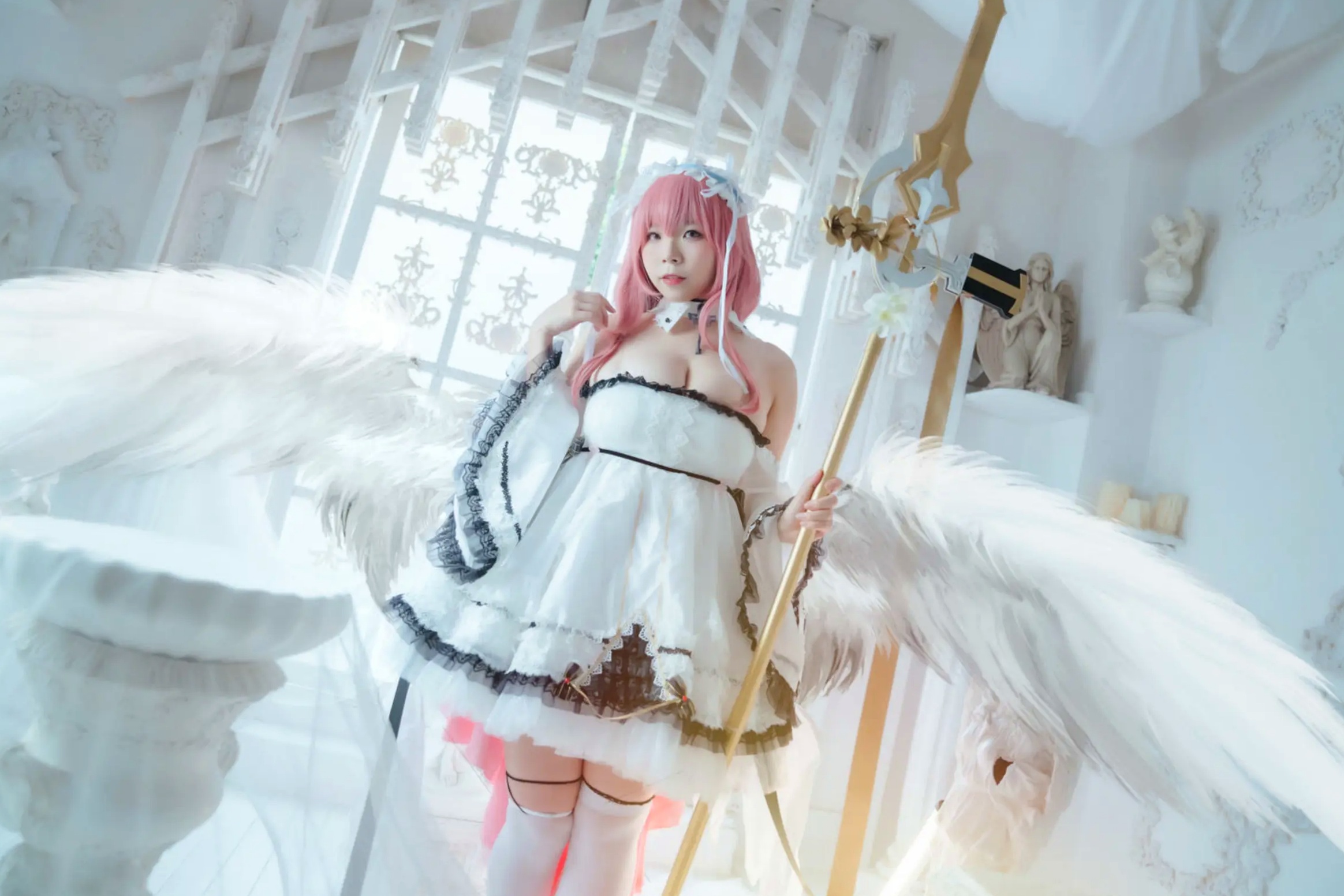 Gallery - 自闭颜球球(无颜小天使wy) - 碧蓝航线英仙座Cosplay，梦幻清纯女仆造型，绝美冷艳之姿，治愈系天使写真[27P]角色扮演治愈系性感萌系 女神私房照_秀色女神 - image 24