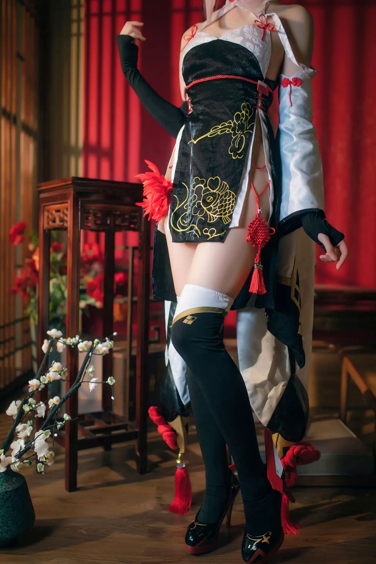 Gallery - 焖焖碳 - 碧蓝航线绫波“新岁之鬼神”旗袍Cosplay，二次元性感角色扮演，古典与现代诱惑的碰撞 [25P]角色扮演旗袍性感私房照 女神私房照_秀色女神 - image 3
