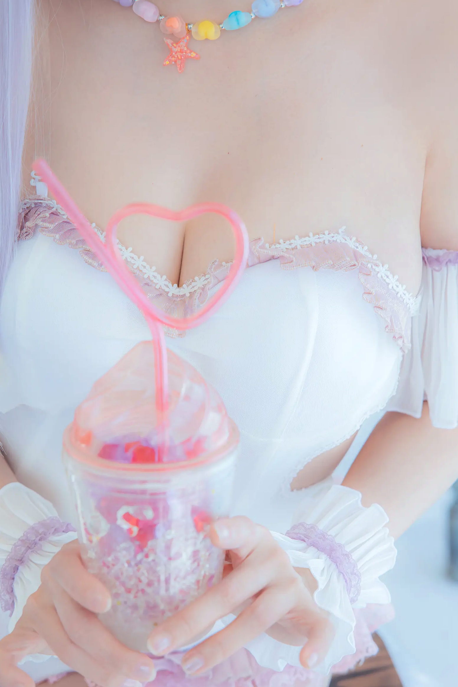 Gallery - Ely_eee(ElyEE子) 碧蓝航线普利茅斯泳装Cosplay版 甜美夏日写真 [28P]角色扮演萝莉泳池治愈系清纯 女神私房照_秀色女神 - image 6