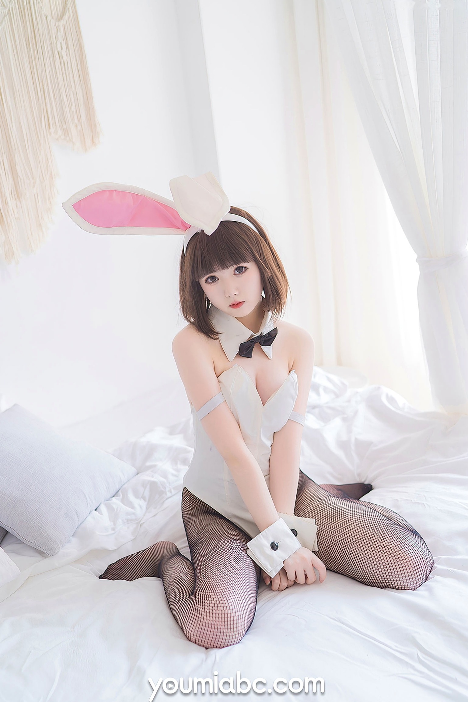 Gallery - YouMi尤蜜-向小圆《兔女郎加藤惠》纯欲风室内私房照，白嫩肤色搭配黑色网袜，清新治愈系角色扮演COS精选写真尤蜜荟 - Chiness Model 角色扮演萌系清纯私房照性感 女神私房照_秀色女神 - image 2