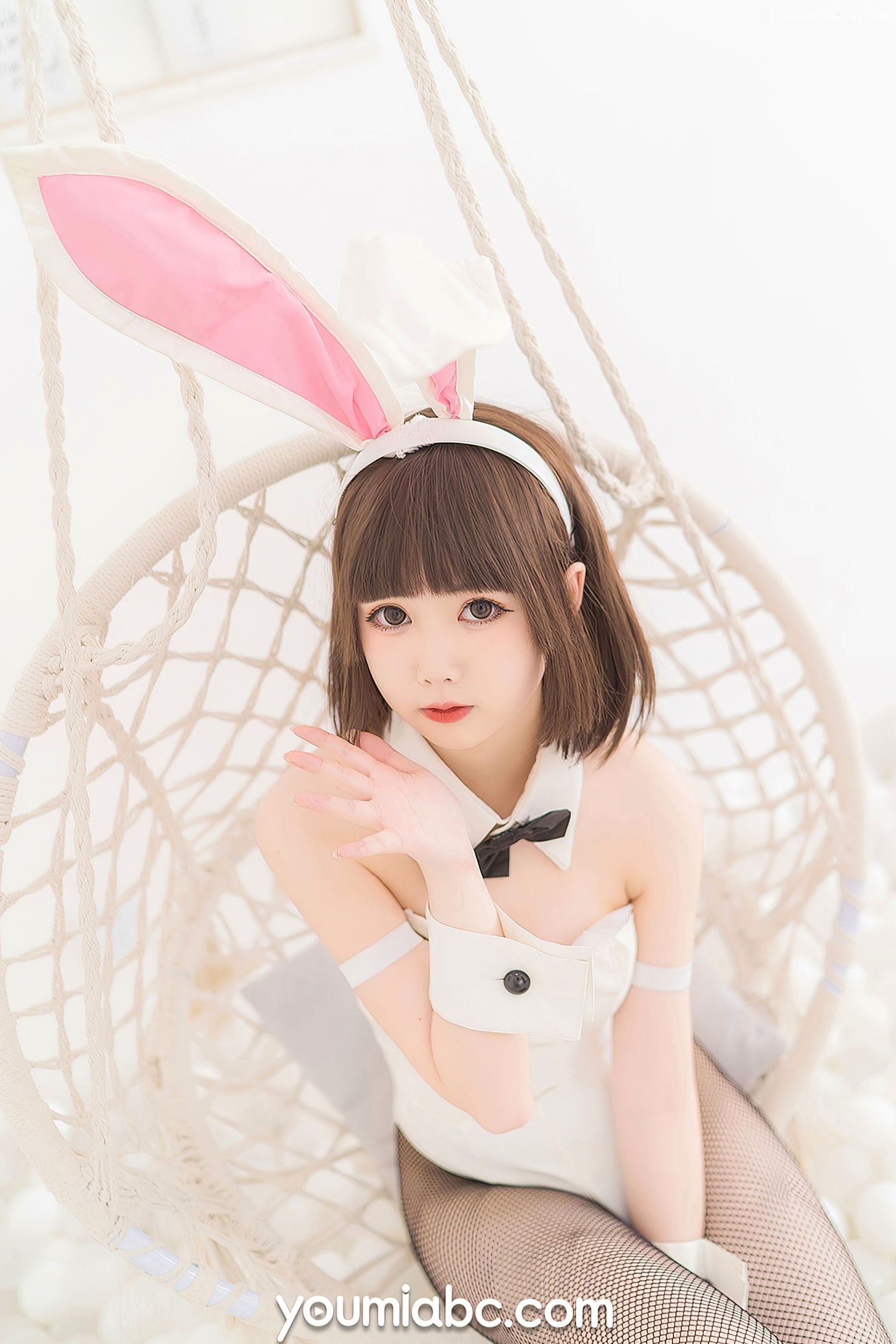 Gallery - YouMi尤蜜-向小圆《兔女郎加藤惠》纯欲风室内私房照，白嫩肤色搭配黑色网袜，清新治愈系角色扮演COS精选写真尤蜜荟 - Chiness Model 角色扮演萌系清纯私房照性感 女神私房照_秀色女神 - image 8
