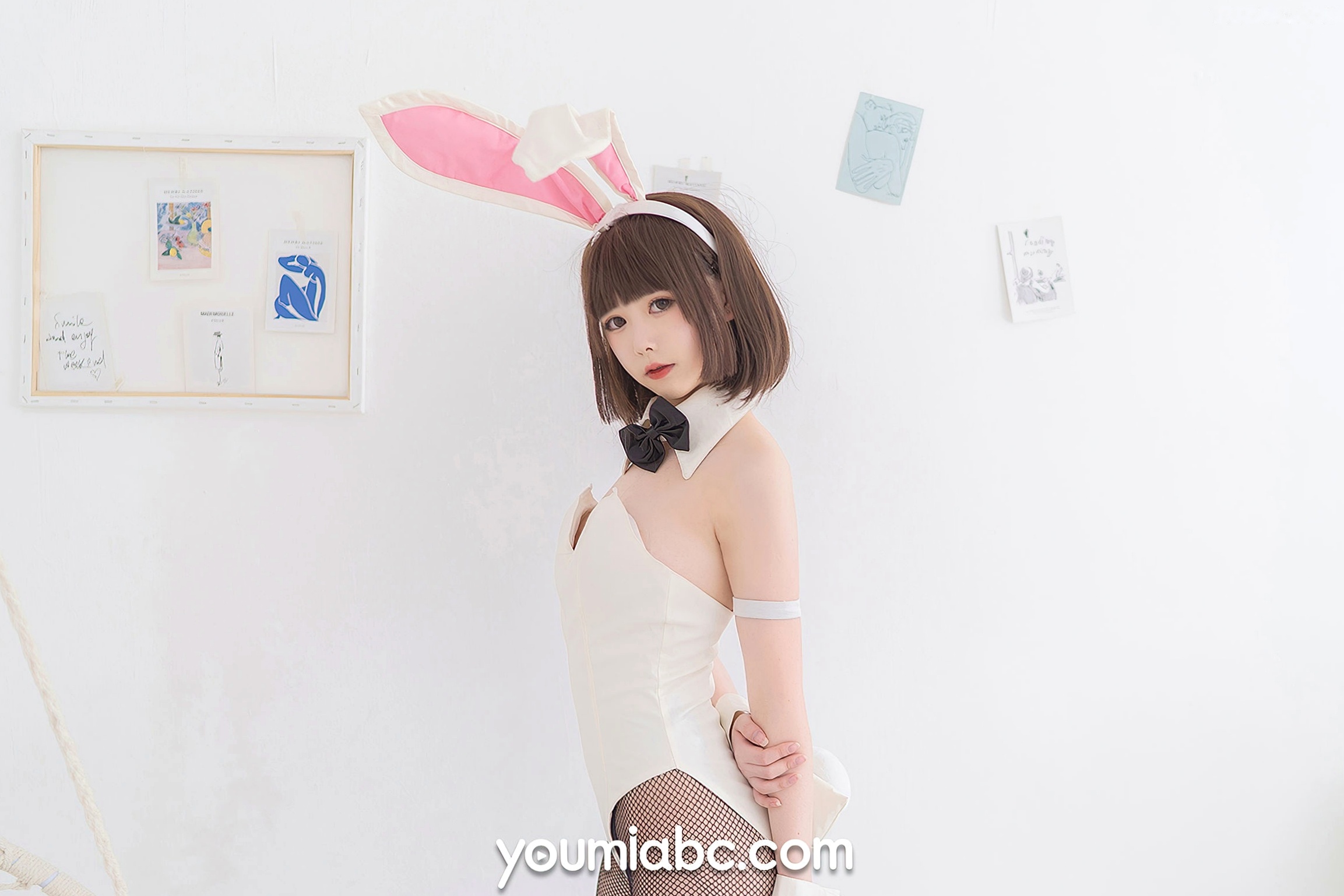 Gallery - YouMi尤蜜-向小圆《兔女郎加藤惠》纯欲风室内私房照，白嫩肤色搭配黑色网袜，清新治愈系角色扮演COS精选写真尤蜜荟 - Chiness Model 角色扮演萌系清纯私房照性感 女神私房照_秀色女神 - image 12