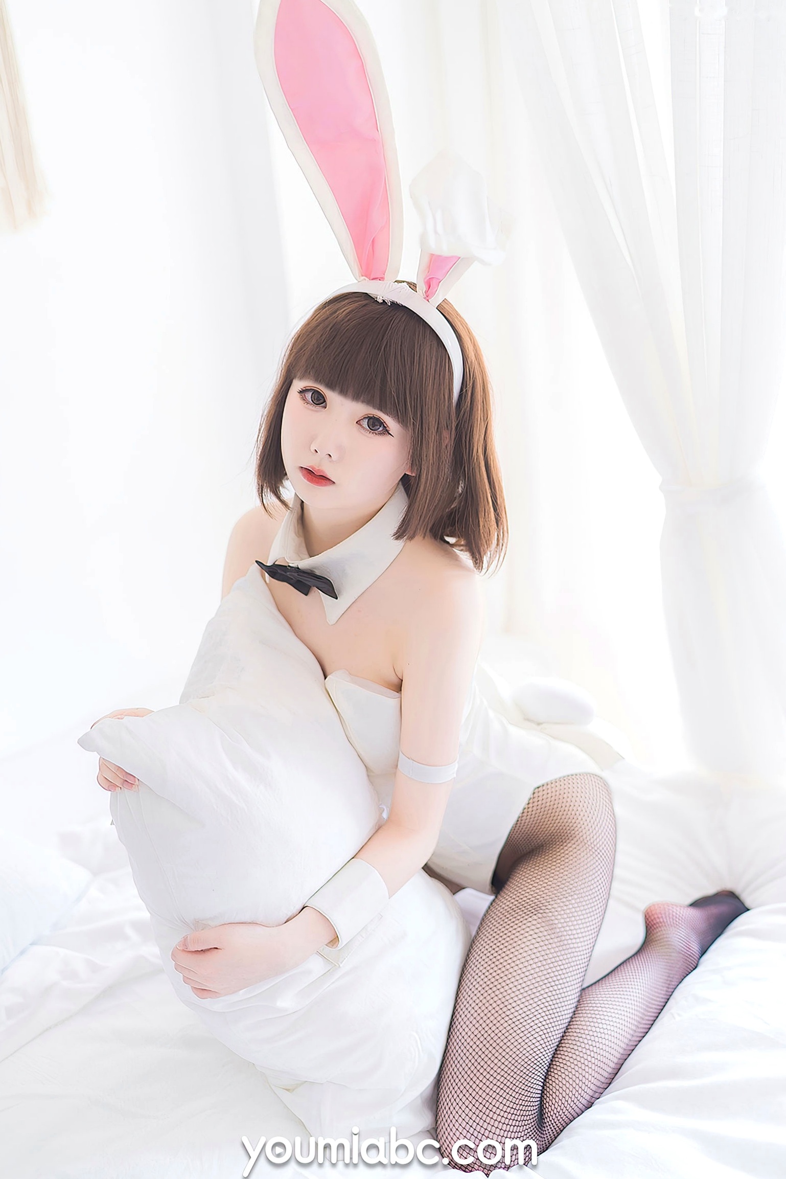 Gallery - YouMi尤蜜-向小圆《兔女郎加藤惠》纯欲风室内私房照，白嫩肤色搭配黑色网袜，清新治愈系角色扮演COS精选写真尤蜜荟 - Chiness Model 角色扮演萌系清纯私房照性感 女神私房照_秀色女神 - image 23