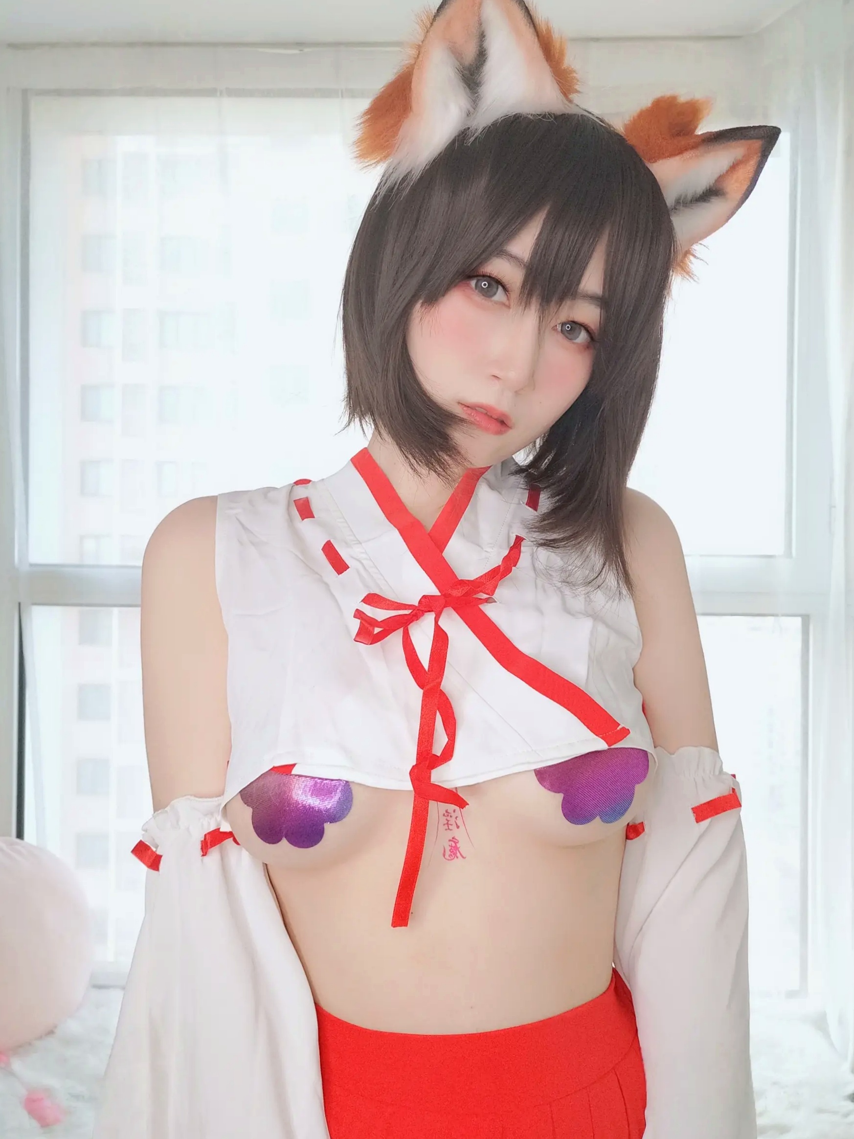 Gallery - Coser白银 - 神社小狐狸，极品二次元狐耳巫女Cosplay，清纯可爱与性感私房写真大尺度福利角色扮演私房照性感诱惑 女神私房照_秀色女神 - image 64