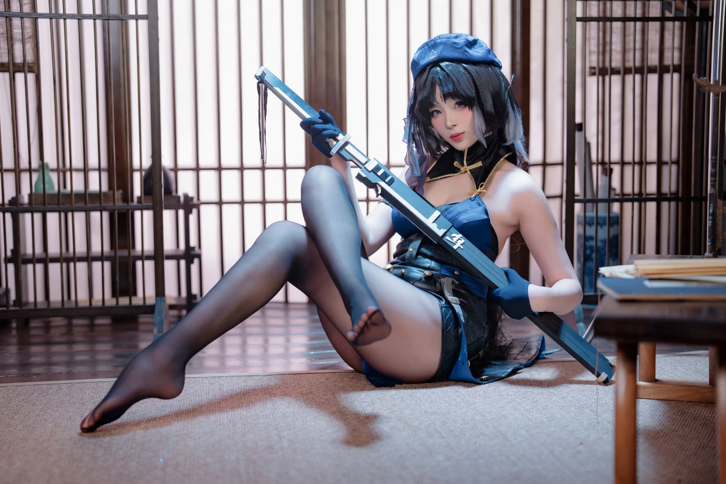 Gallery - 轩萧学姐 - 秧秧，游戏角色高还原Cosplay，冷艳飒爽制服配黑丝长腿，极品女神摄影棚写真角色扮演制服黑丝冷艳清纯 女神私房照_秀色女神 - image 6