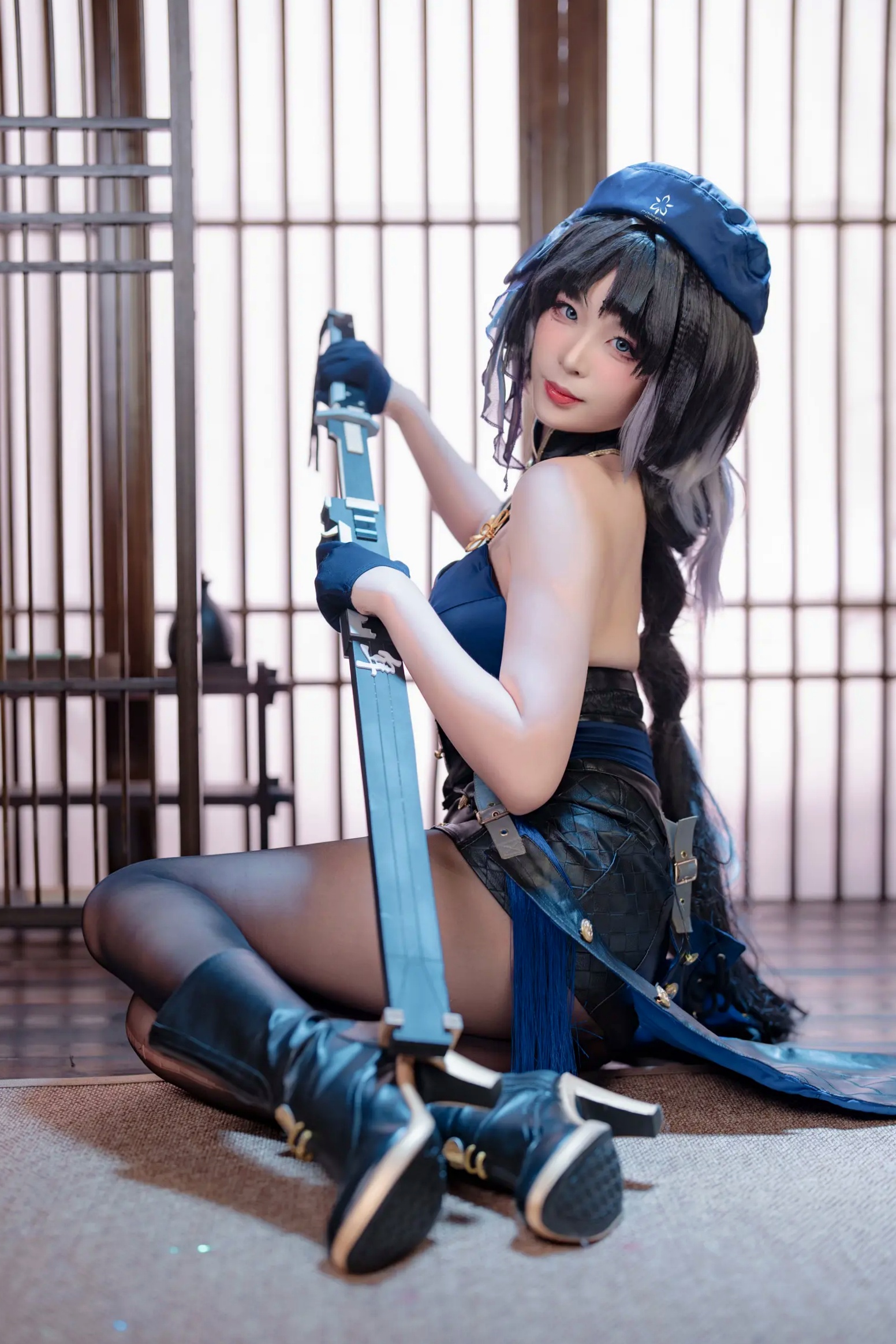 Gallery - 轩萧学姐 - 秧秧，游戏角色高还原Cosplay，冷艳飒爽制服配黑丝长腿，极品女神摄影棚写真角色扮演制服黑丝冷艳清纯 女神私房照_秀色女神 - image 29