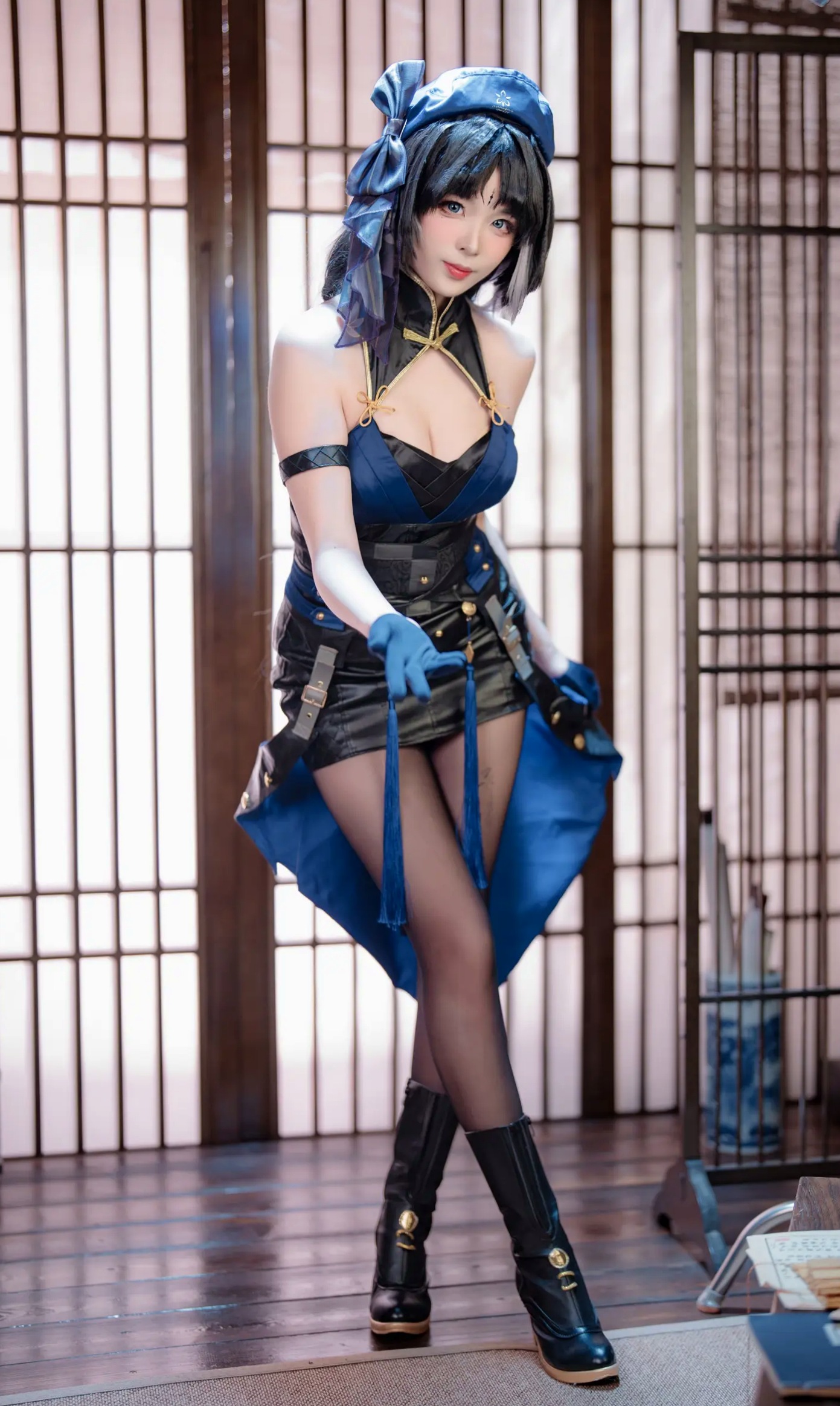 Gallery - 轩萧学姐 - 秧秧，游戏角色高还原Cosplay，冷艳飒爽制服配黑丝长腿，极品女神摄影棚写真角色扮演制服黑丝冷艳清纯 女神私房照_秀色女神 - image 31