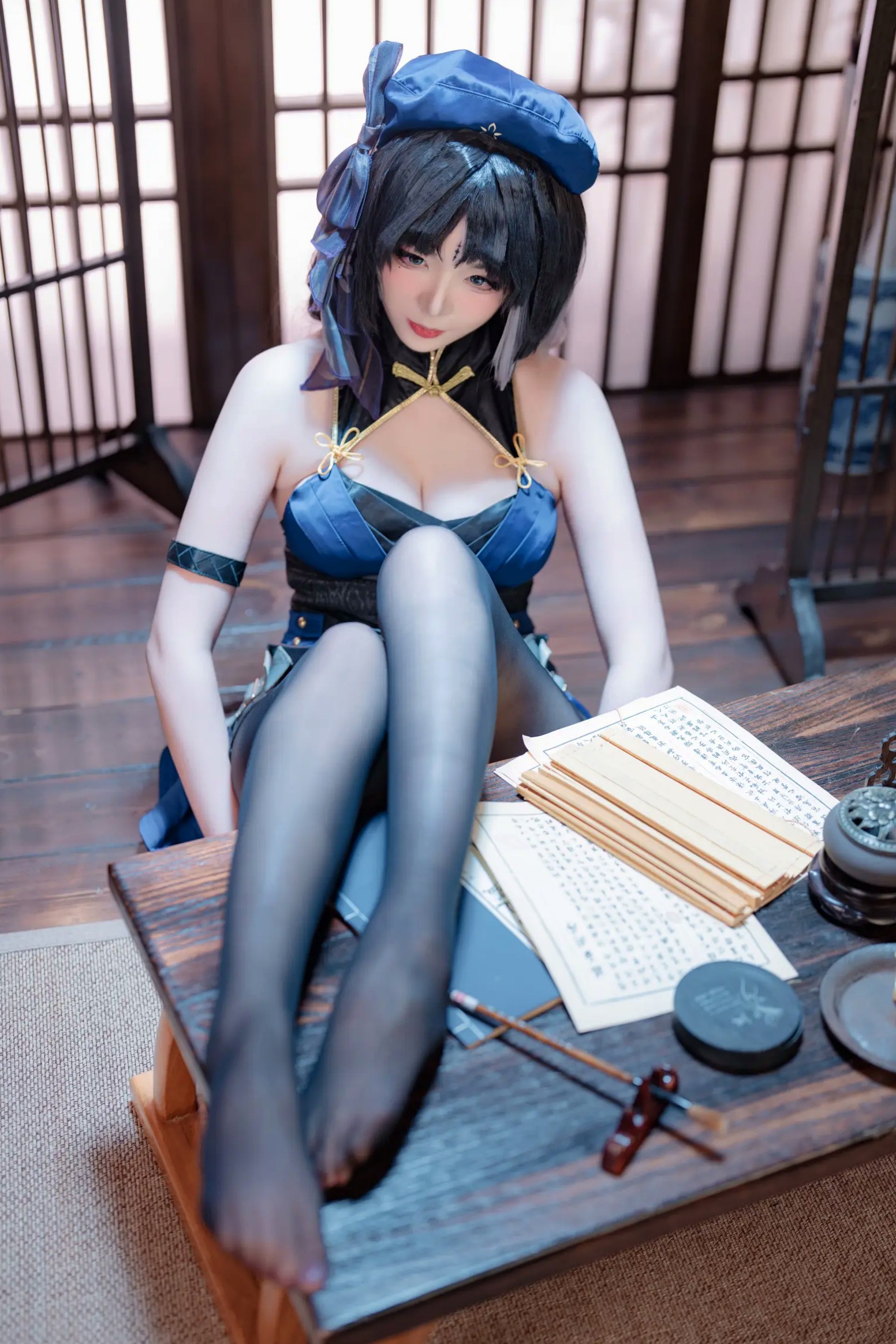 Gallery - 轩萧学姐 - 秧秧，游戏角色高还原Cosplay，冷艳飒爽制服配黑丝长腿，极品女神摄影棚写真角色扮演制服黑丝冷艳清纯 女神私房照_秀色女神 - image 43