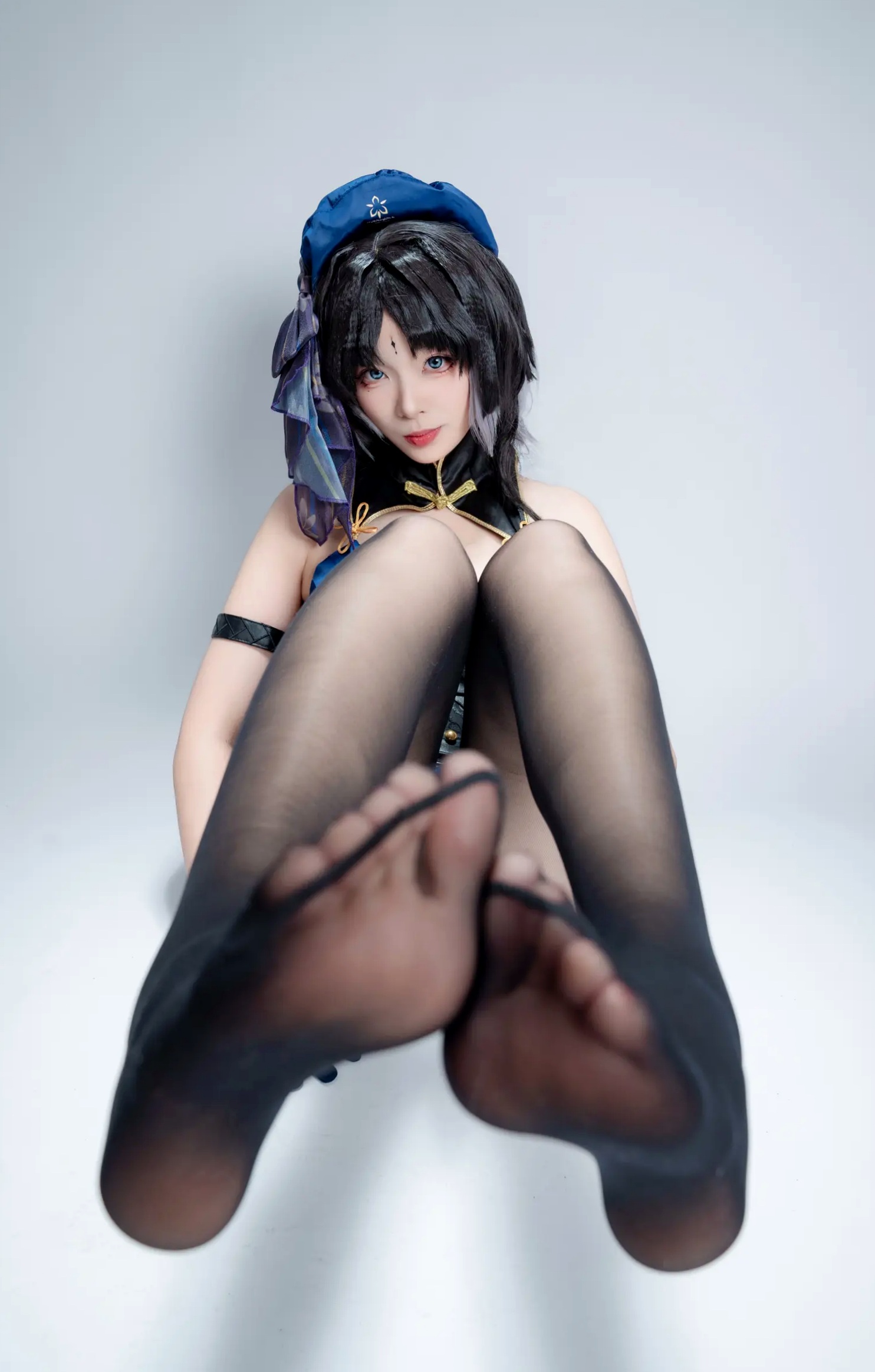 Gallery - 轩萧学姐 - 秧秧，游戏角色高还原Cosplay，冷艳飒爽制服配黑丝长腿，极品女神摄影棚写真角色扮演制服黑丝冷艳清纯 女神私房照_秀色女神 - image 73