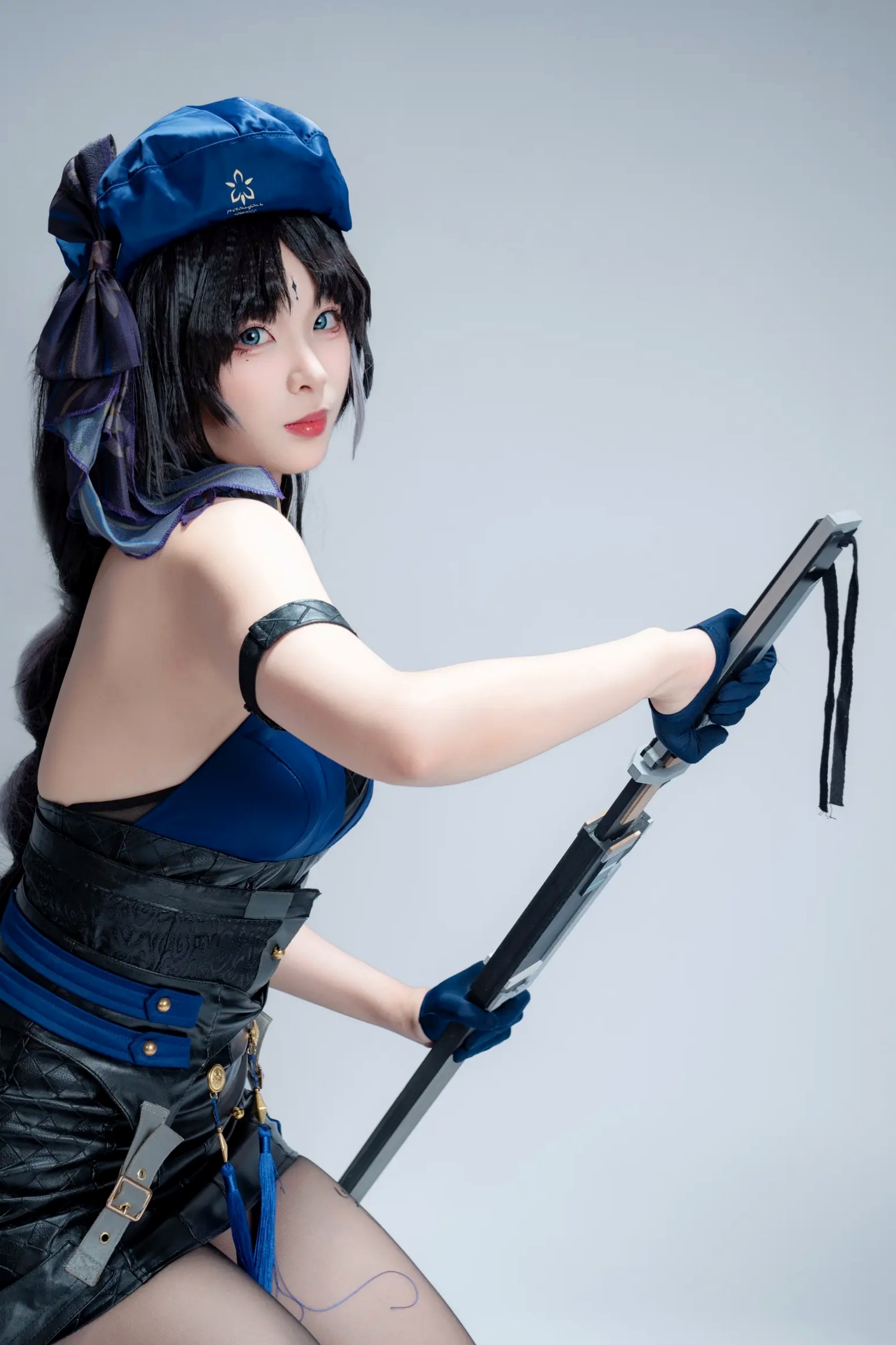Gallery - 轩萧学姐 - 秧秧，游戏角色高还原Cosplay，冷艳飒爽制服配黑丝长腿，极品女神摄影棚写真角色扮演制服黑丝冷艳清纯 女神私房照_秀色女神 - image 85